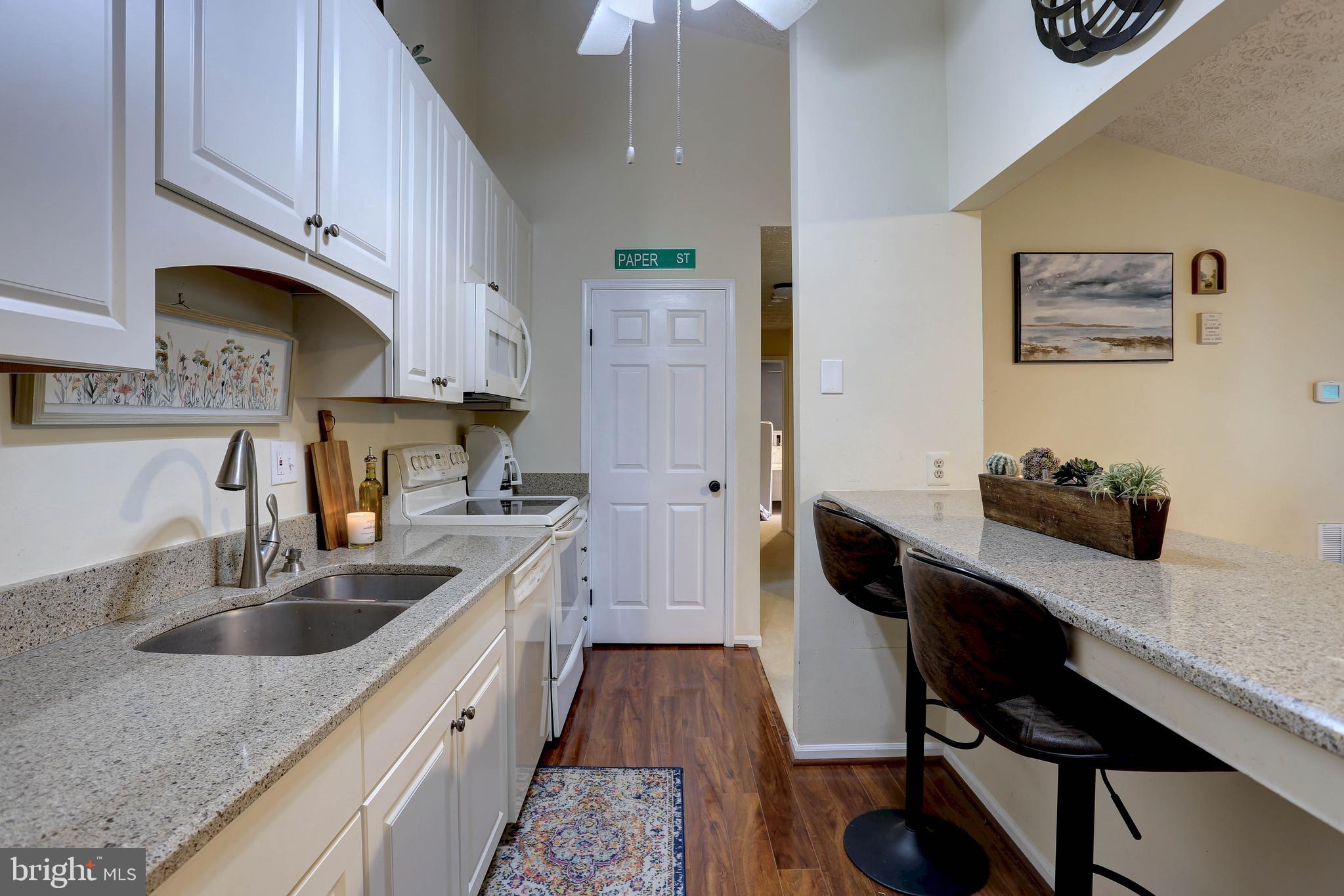 DEEP CREEK COMMONS - Residential