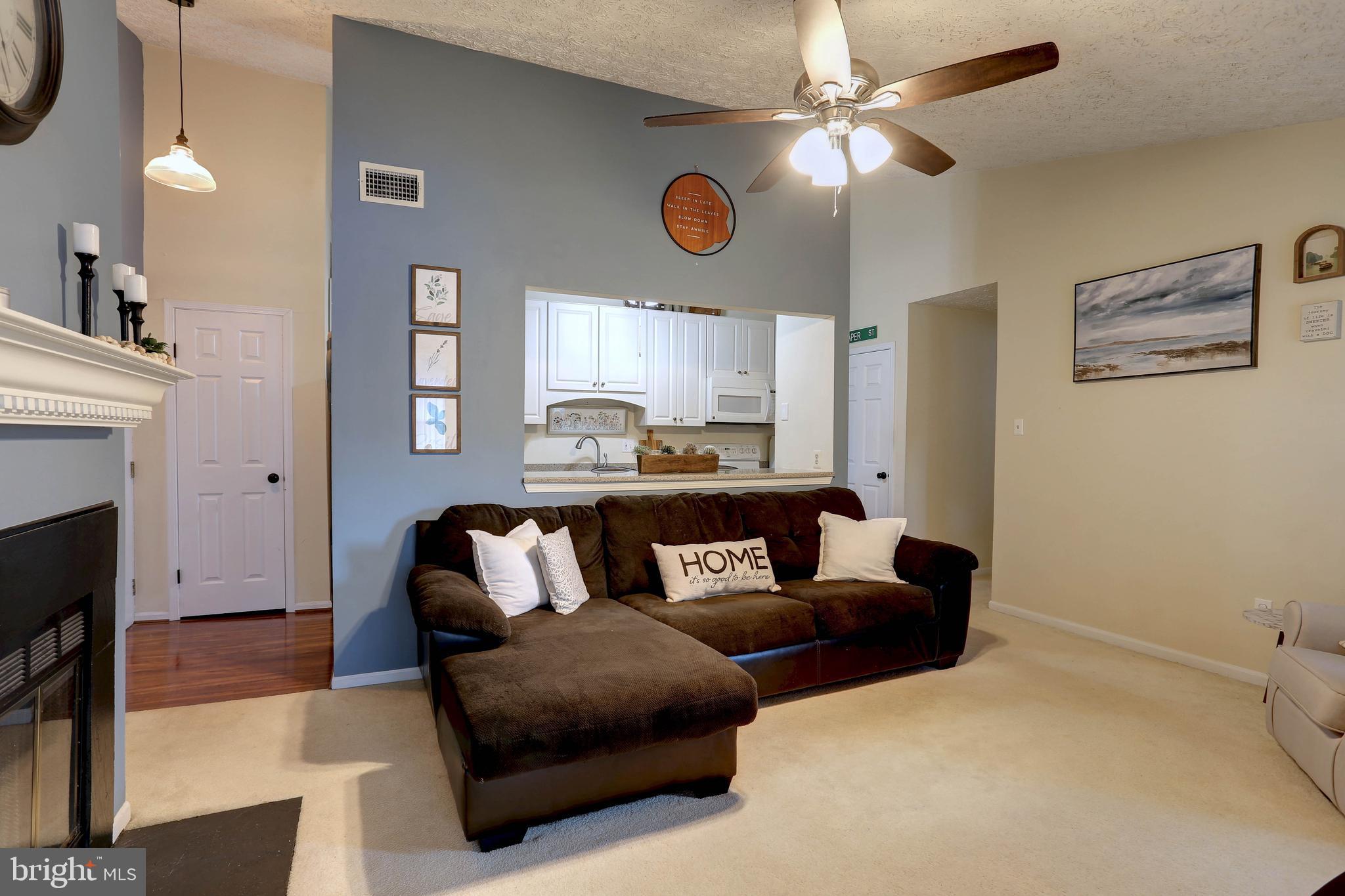 DEEP CREEK COMMONS - Residential