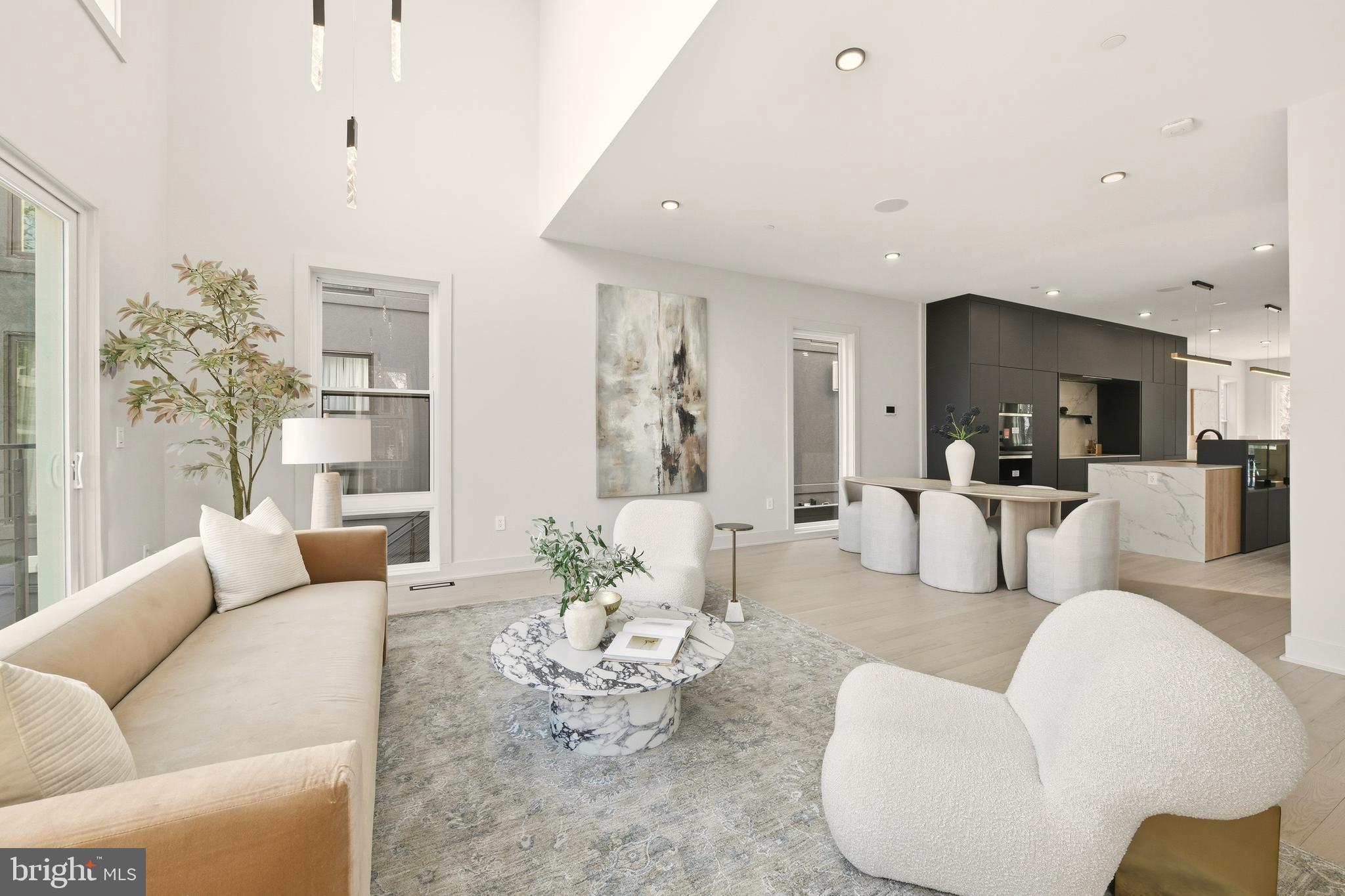 CHEVY CHASE - Residential