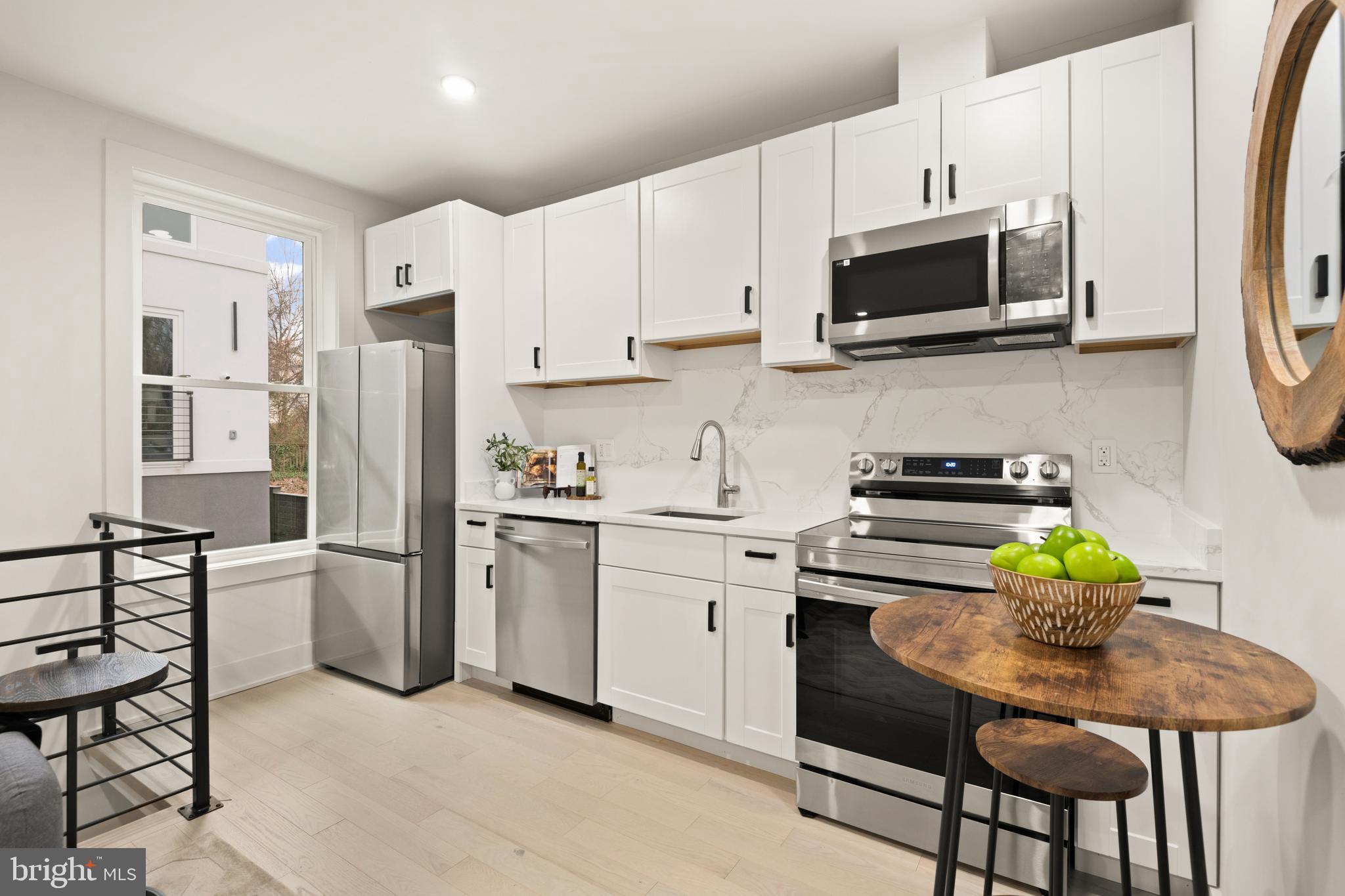 CHEVY CHASE - Residential