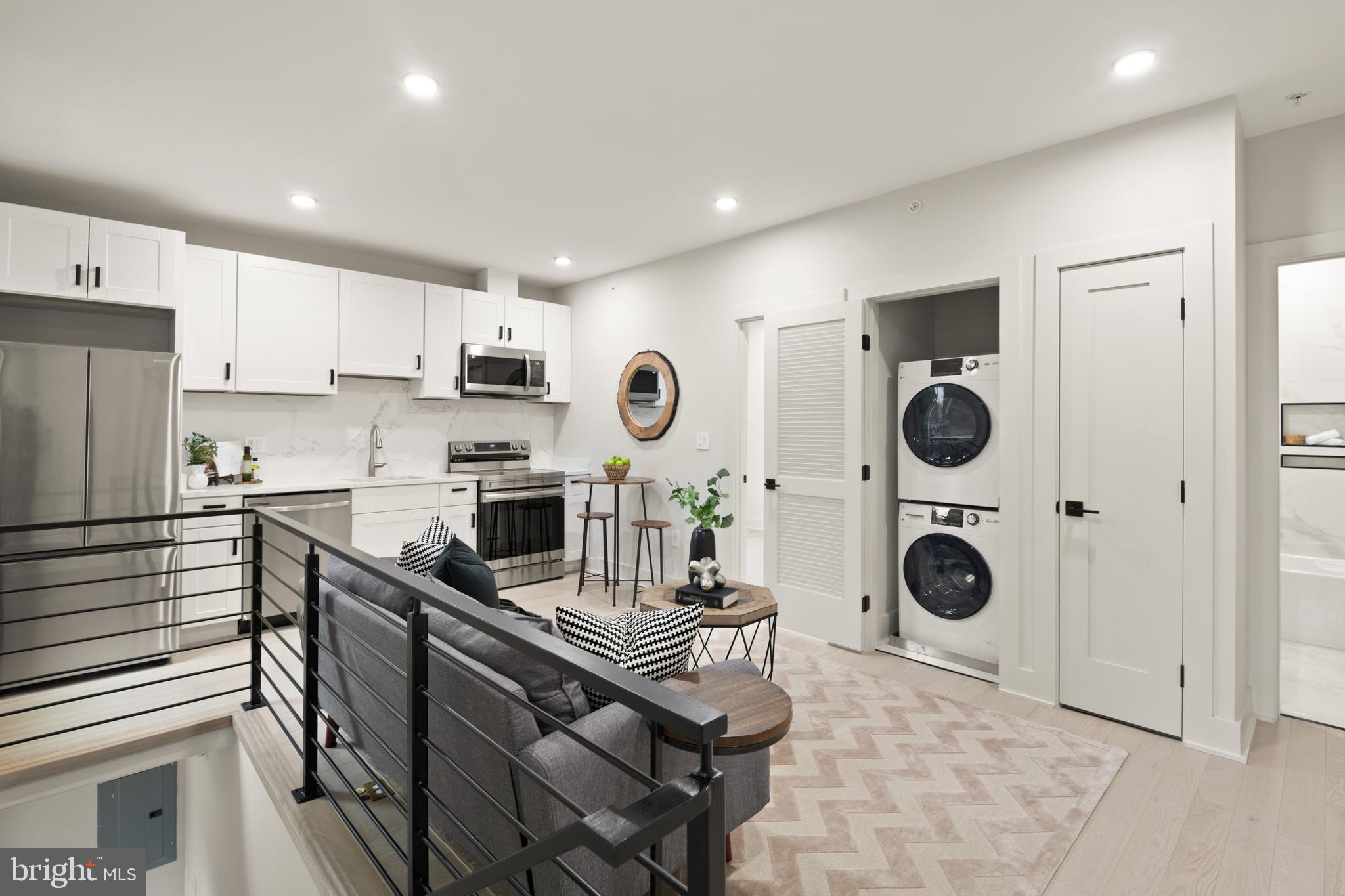 CHEVY CHASE - Residential