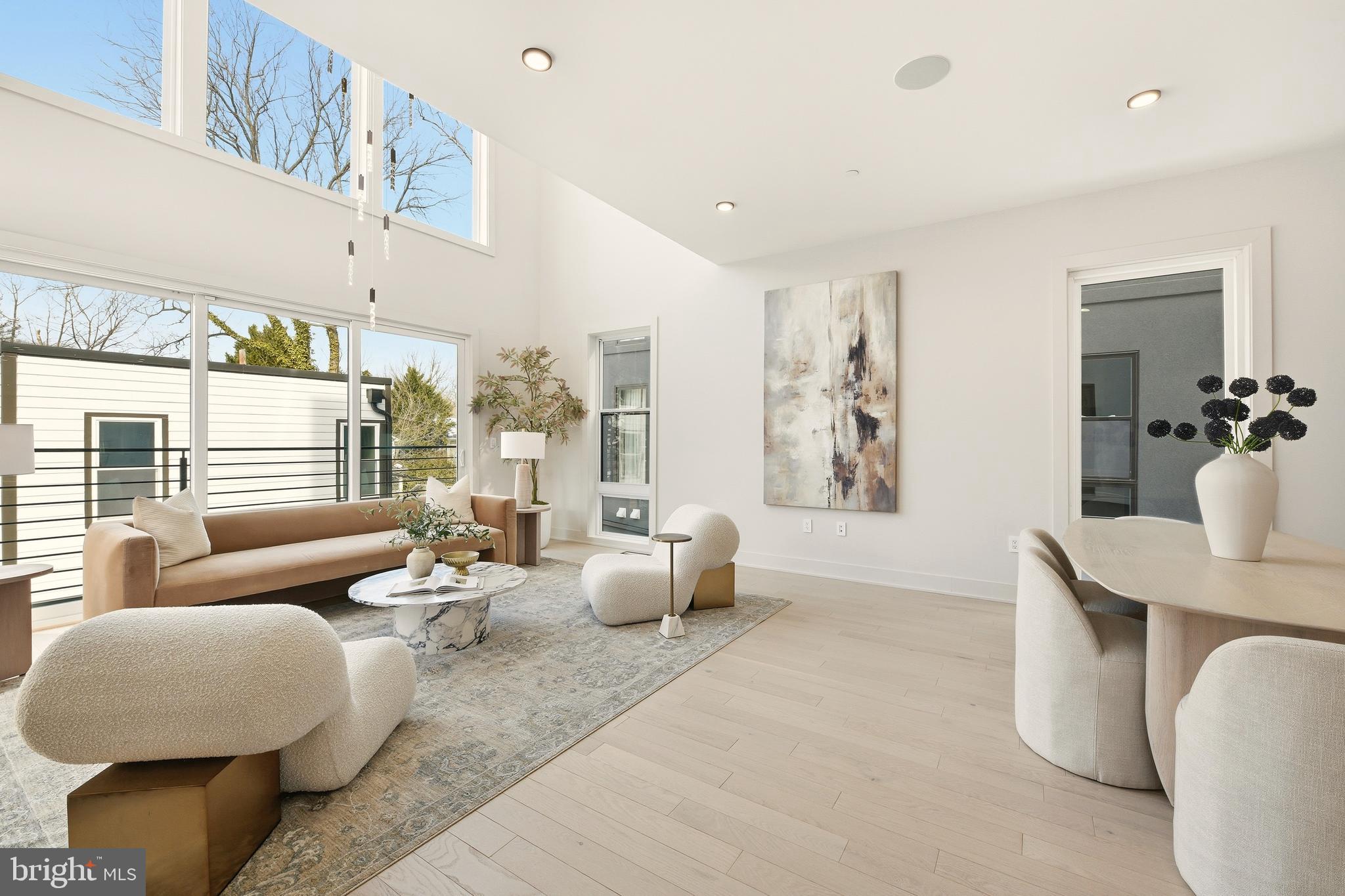 CHEVY CHASE - Residential