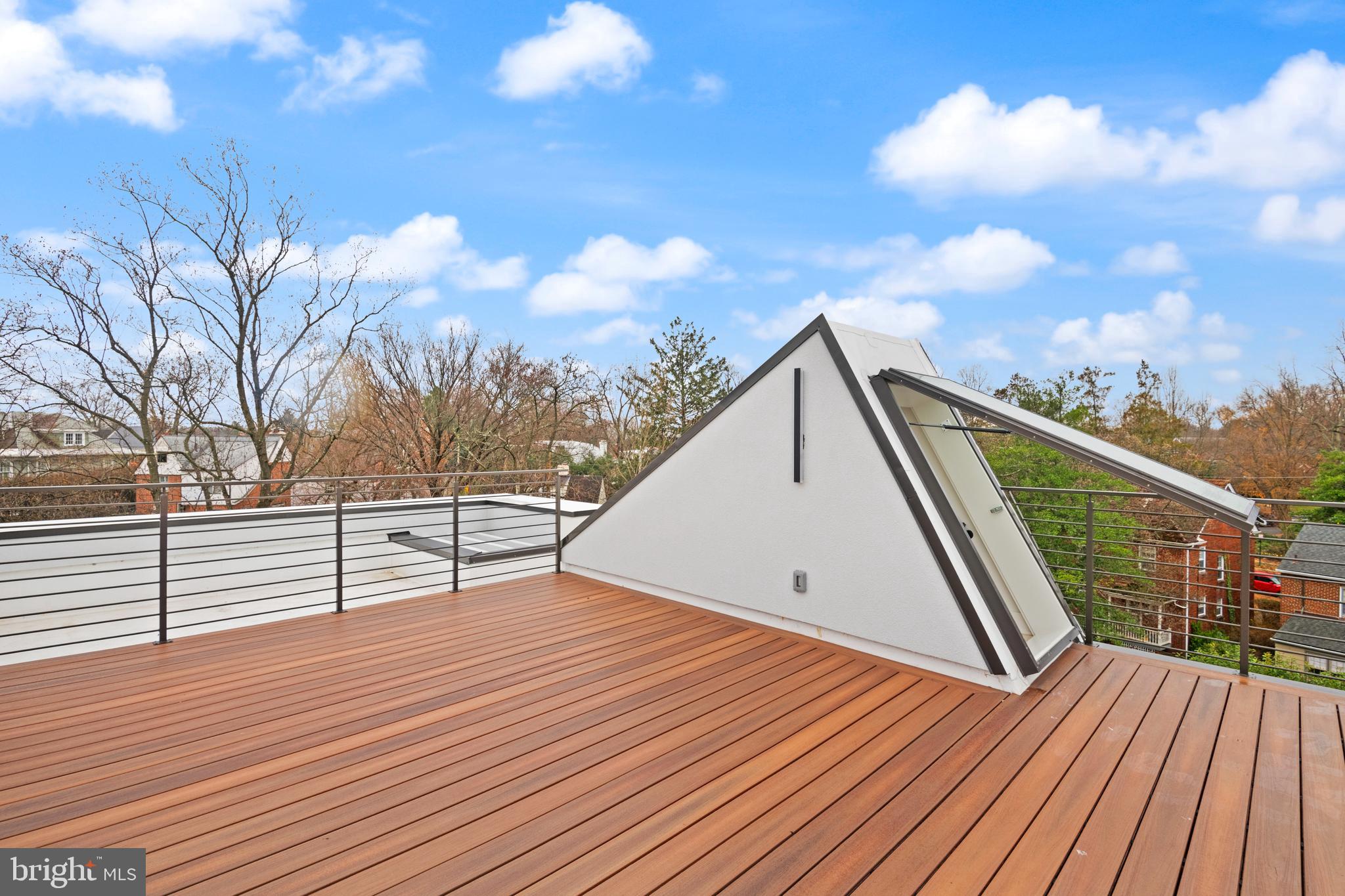 CHEVY CHASE - Residential