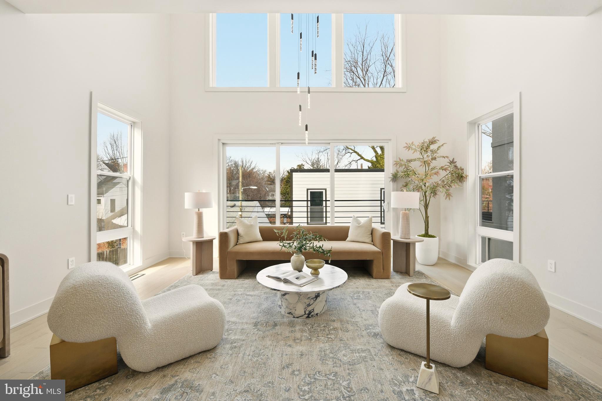 CHEVY CHASE - Residential