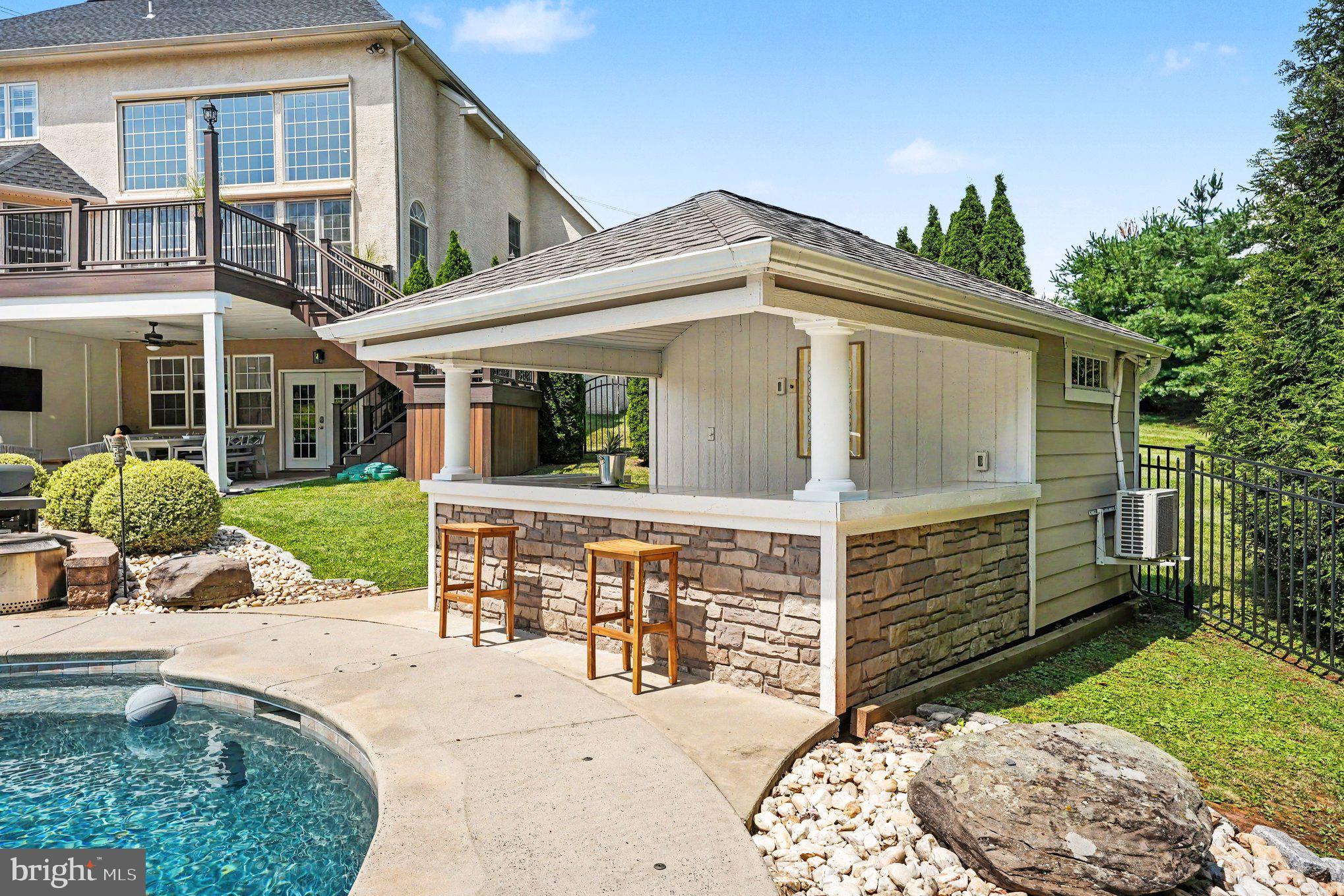 1120 SCHEER WAY