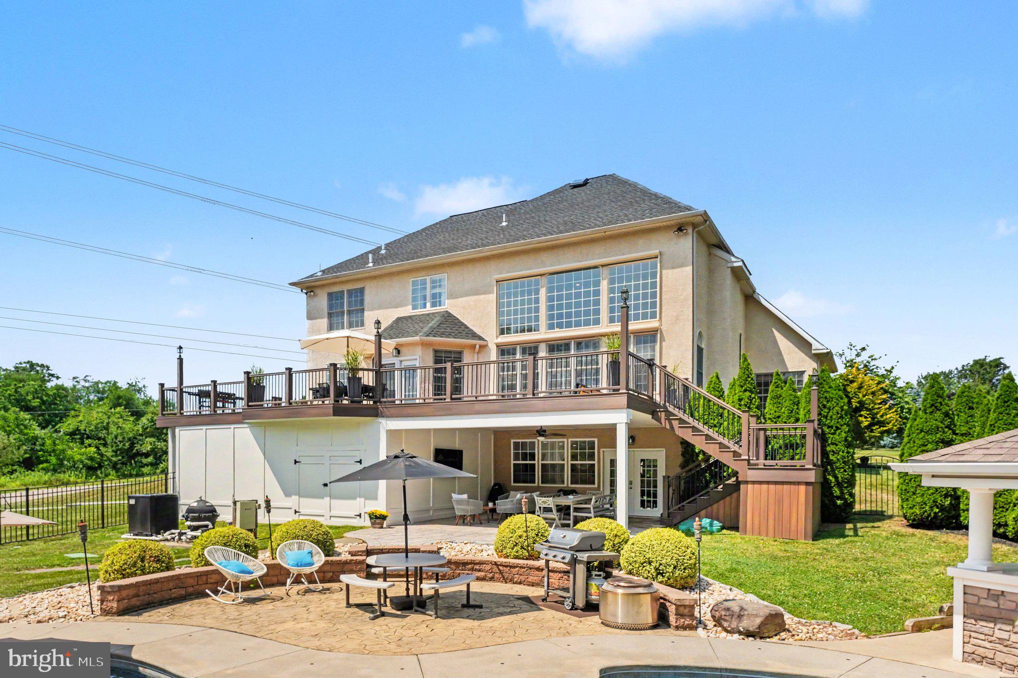 1120 SCHEER WAY