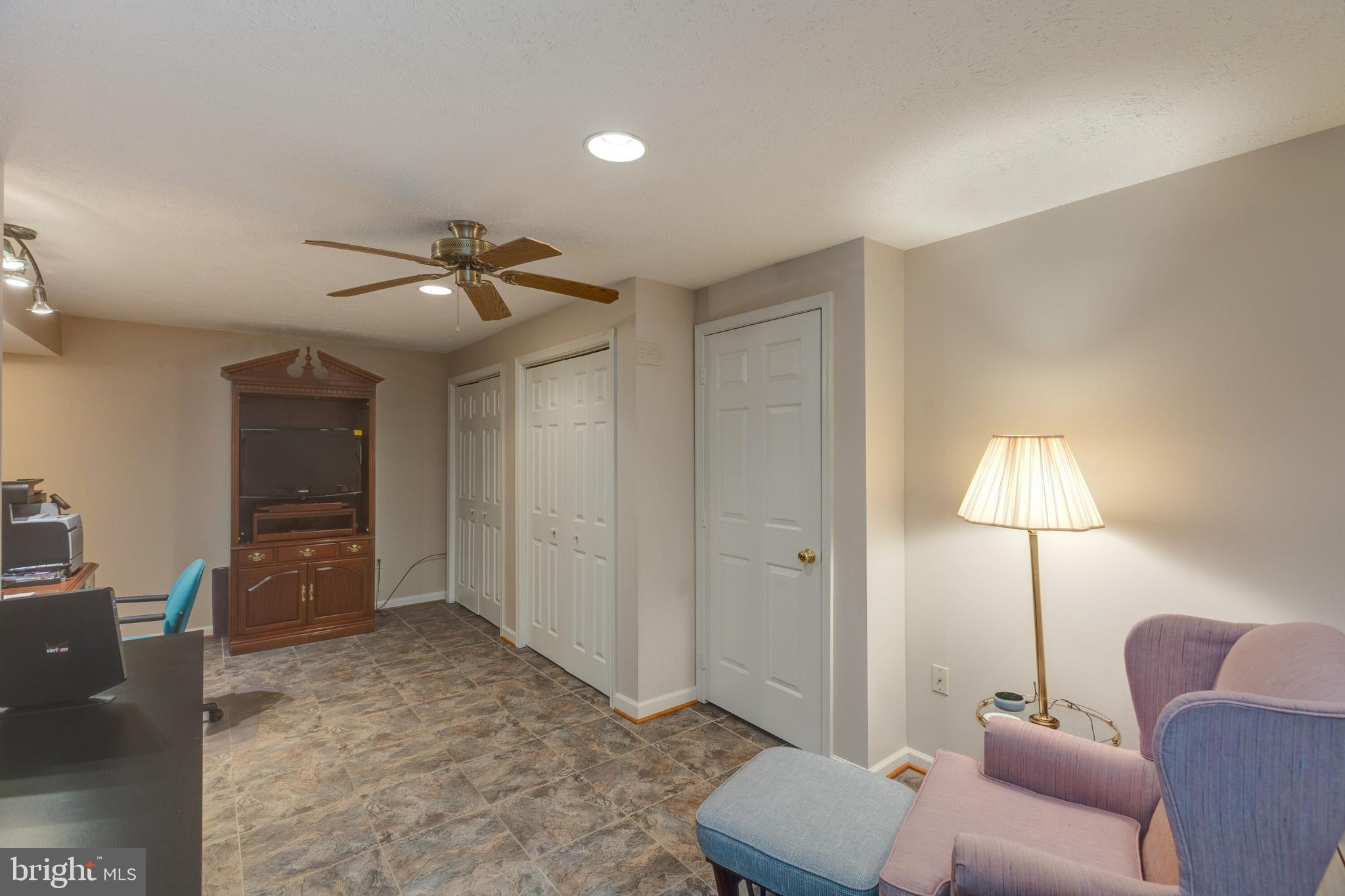 STANLEY FOREST - Residential