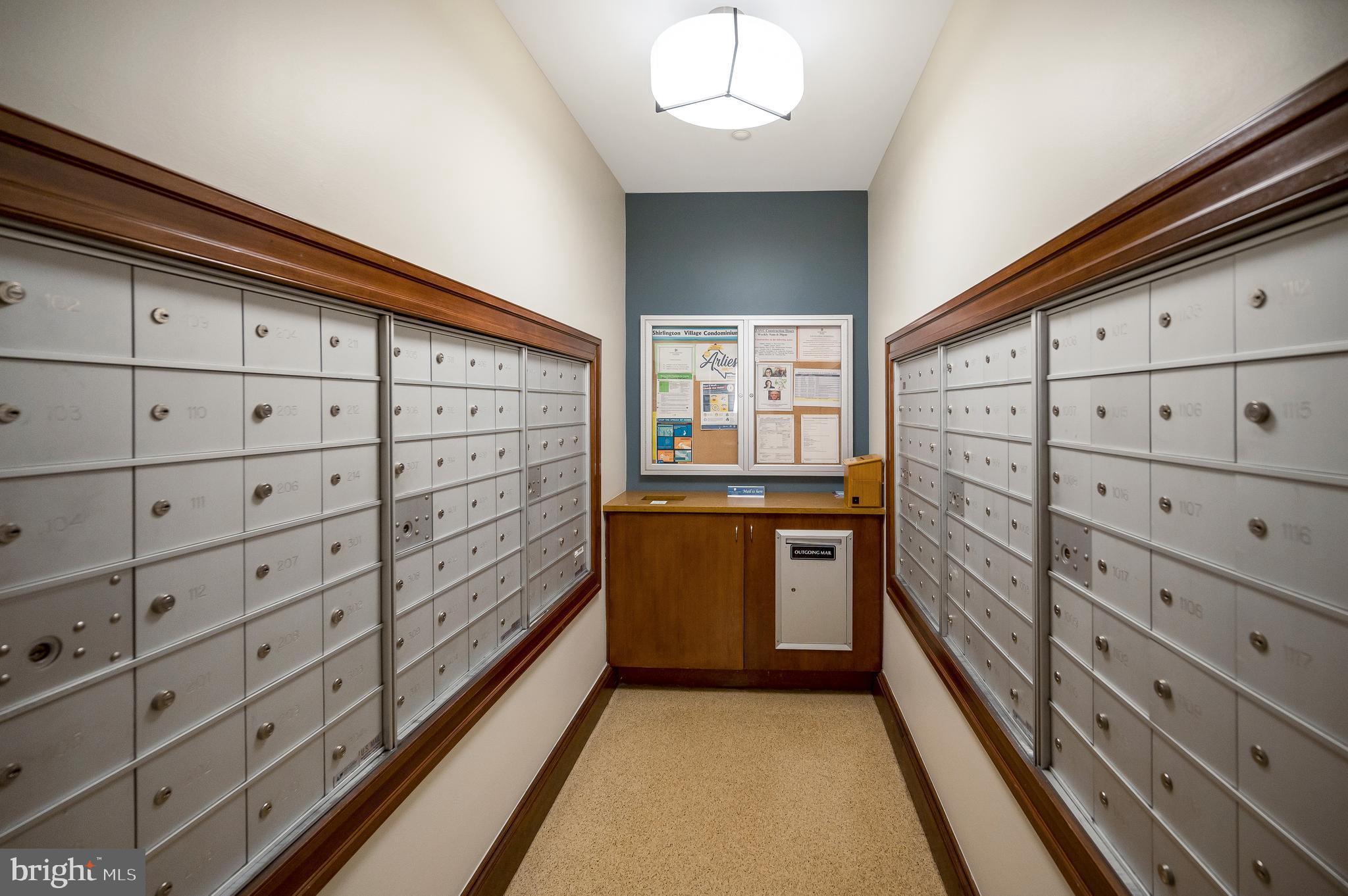 SHIRLINGTON VILLAGE - Residential