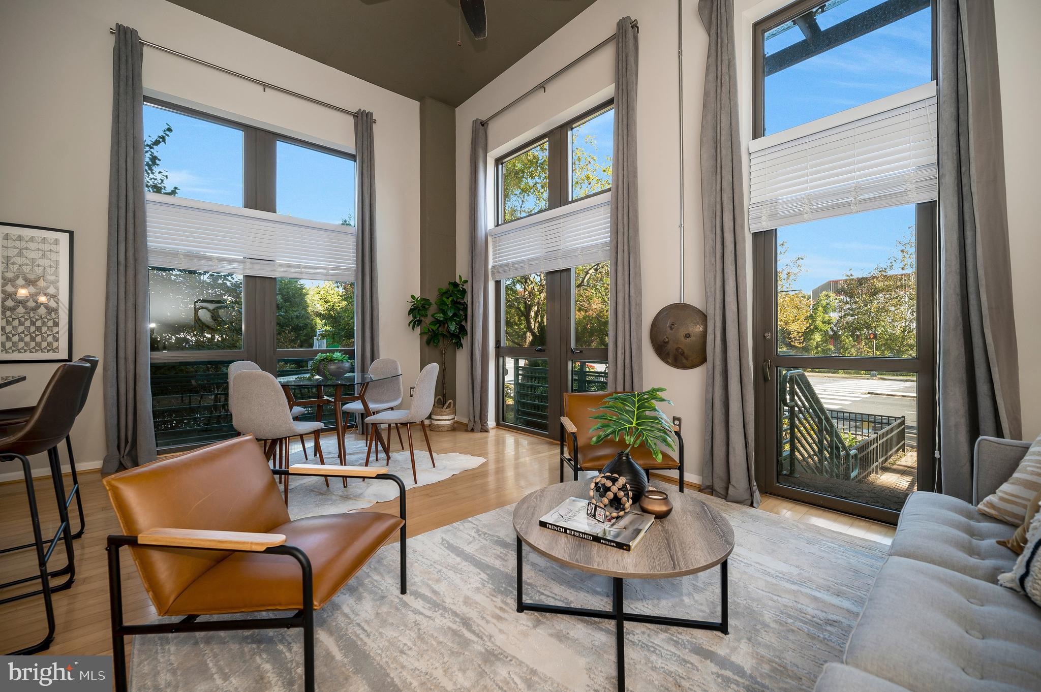 SHIRLINGTON VILLAGE - Residential