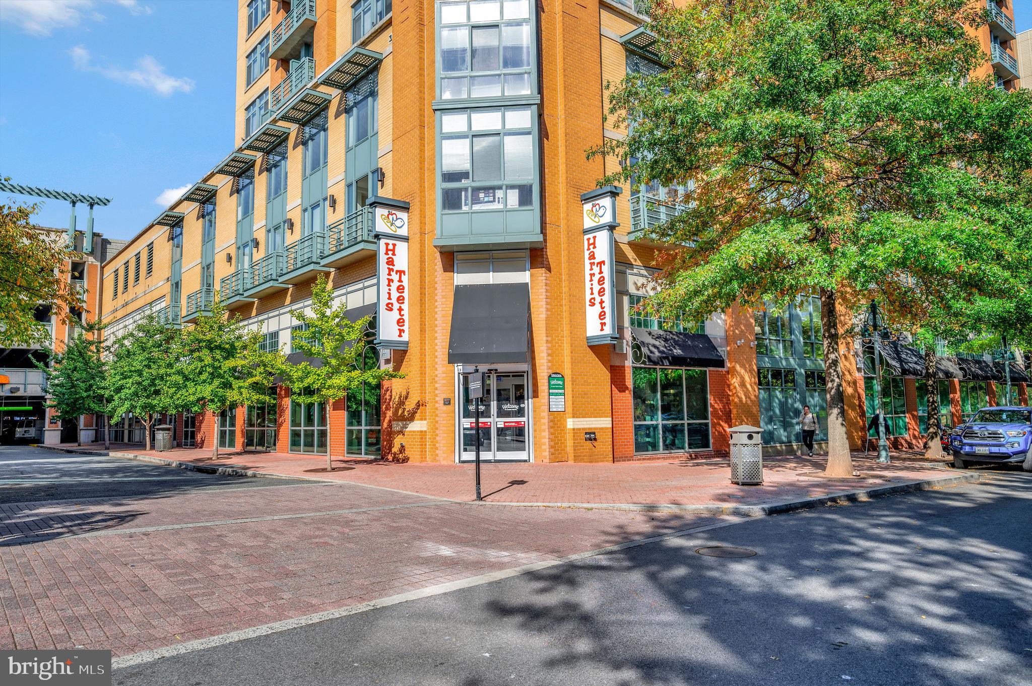 SHIRLINGTON VILLAGE - Residential