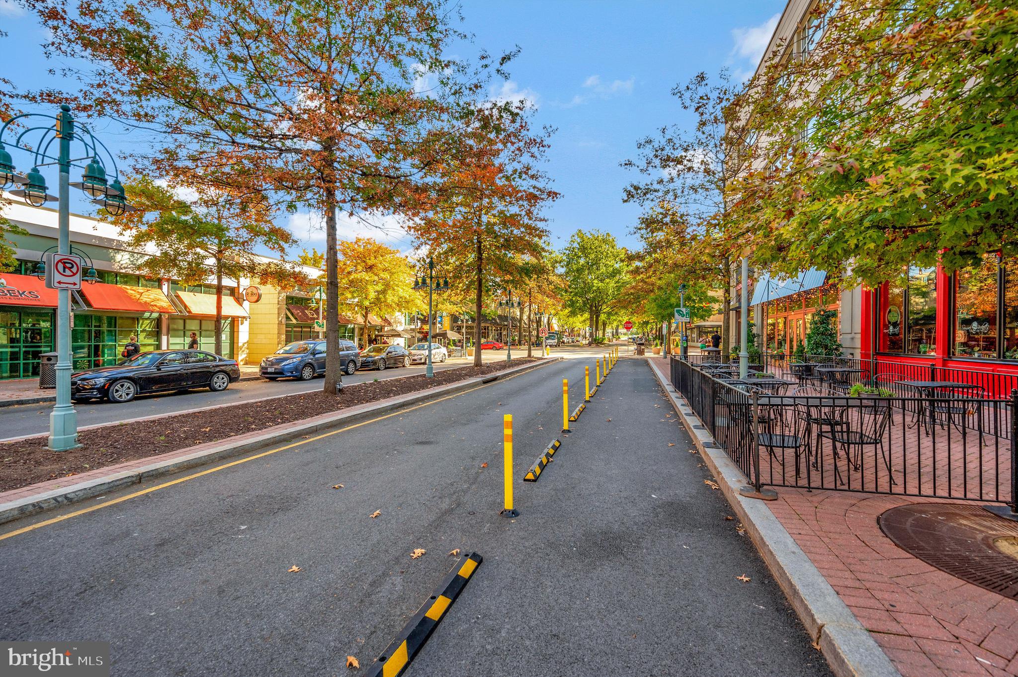 SHIRLINGTON VILLAGE - Residential