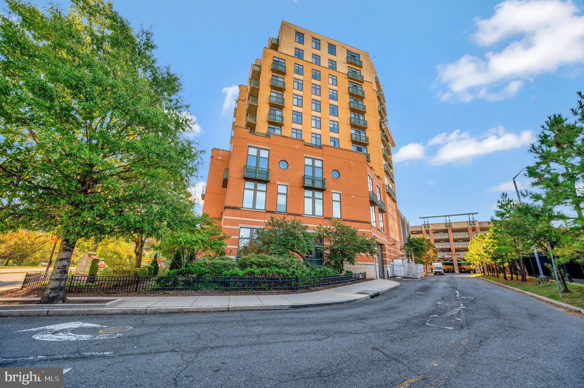 SHIRLINGTON VILLAGE - Residential