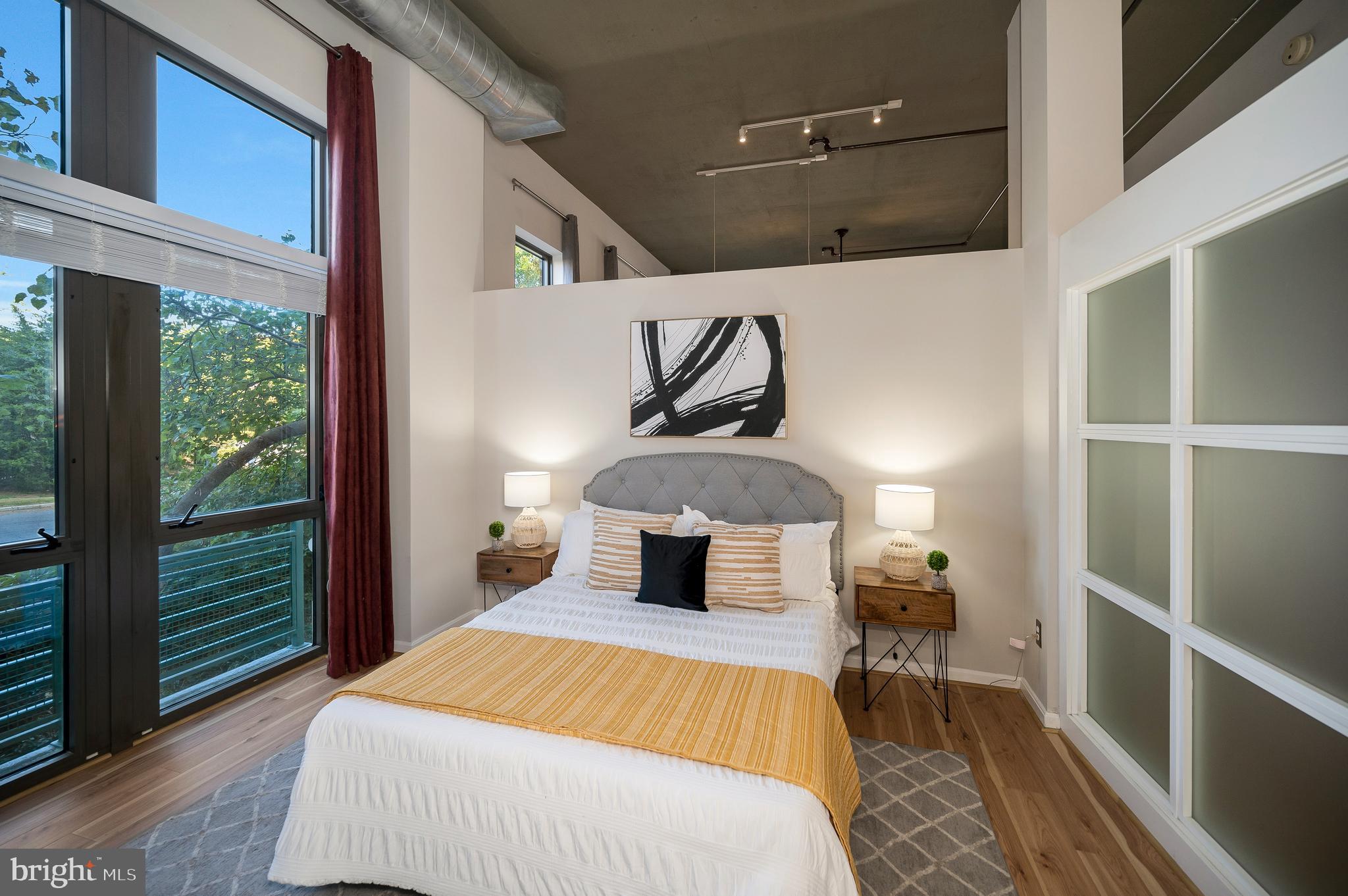 SHIRLINGTON VILLAGE - Residential