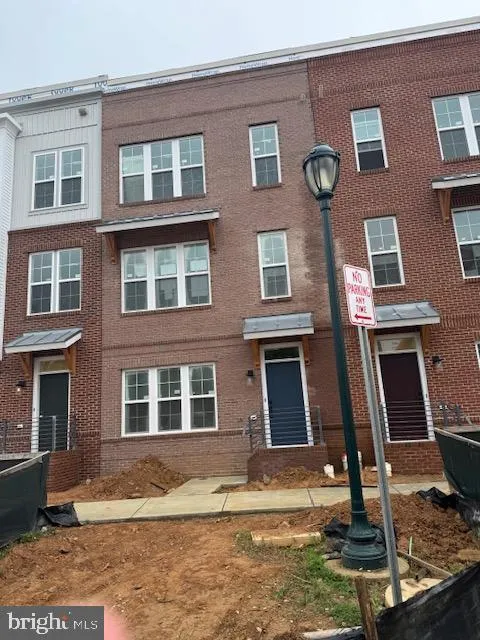 MLS: MDMC2227474