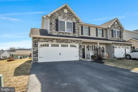 8827 Casper Drive, Waynesboro, PA MLS: PAFL2026510