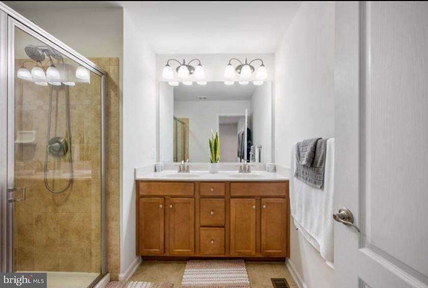 RAPPAHANNOCK LANDING - Residential Lease