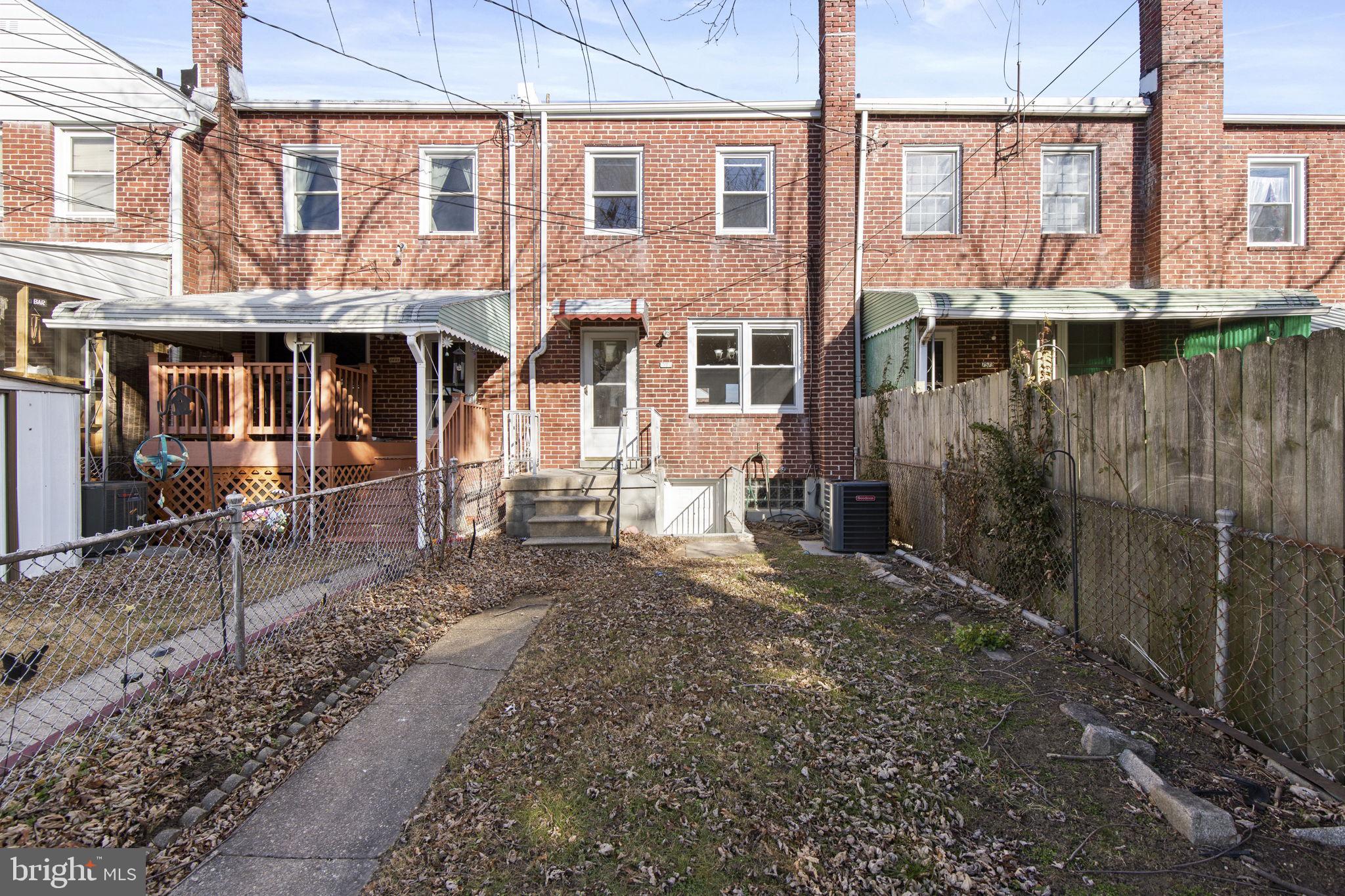 MERRITT HOMES - Residential