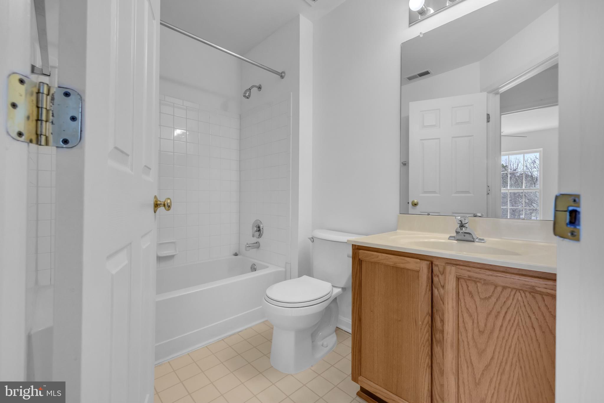 SEVEN OAKS - Residential