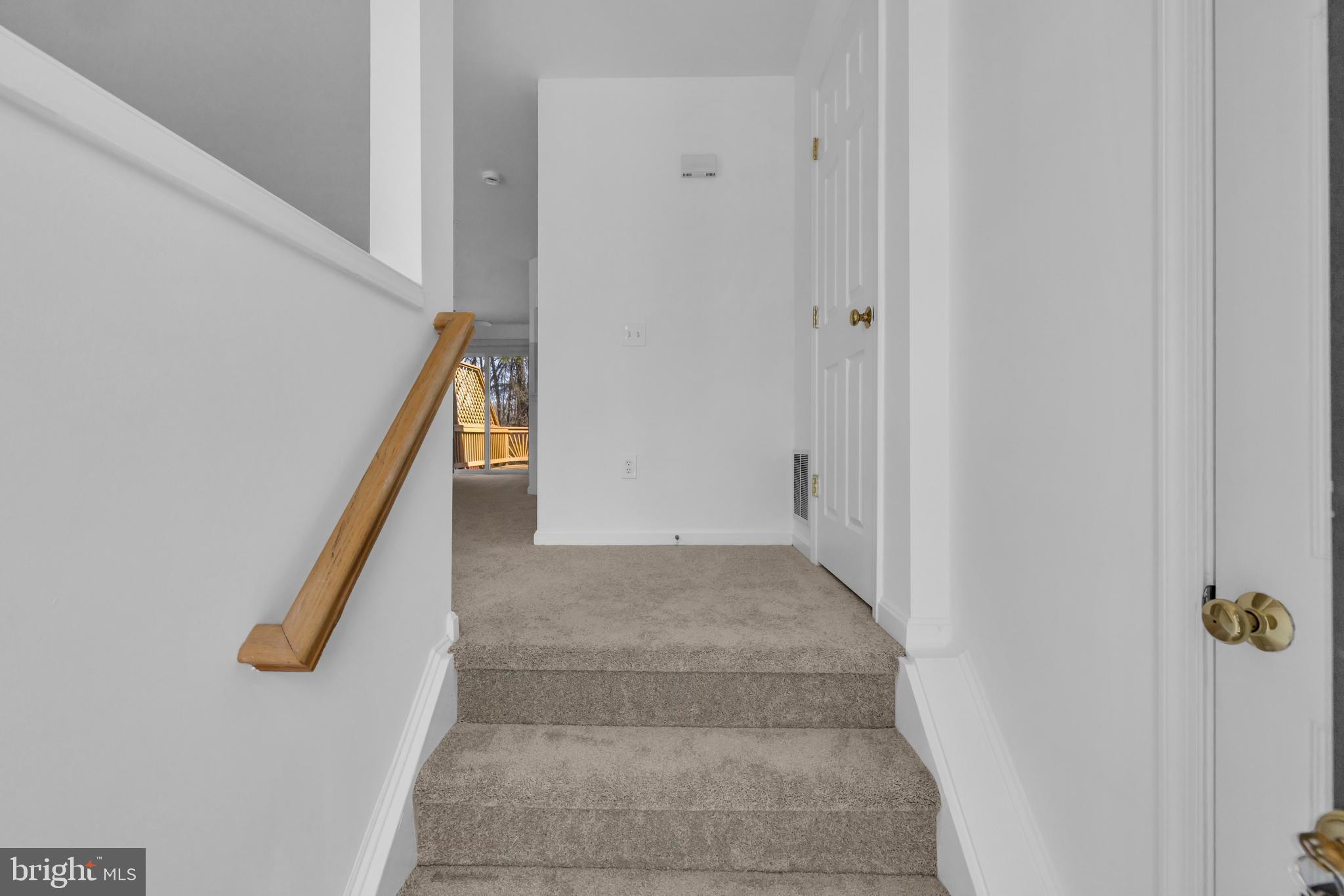 220 ARCADIA SHORES CIRCLE