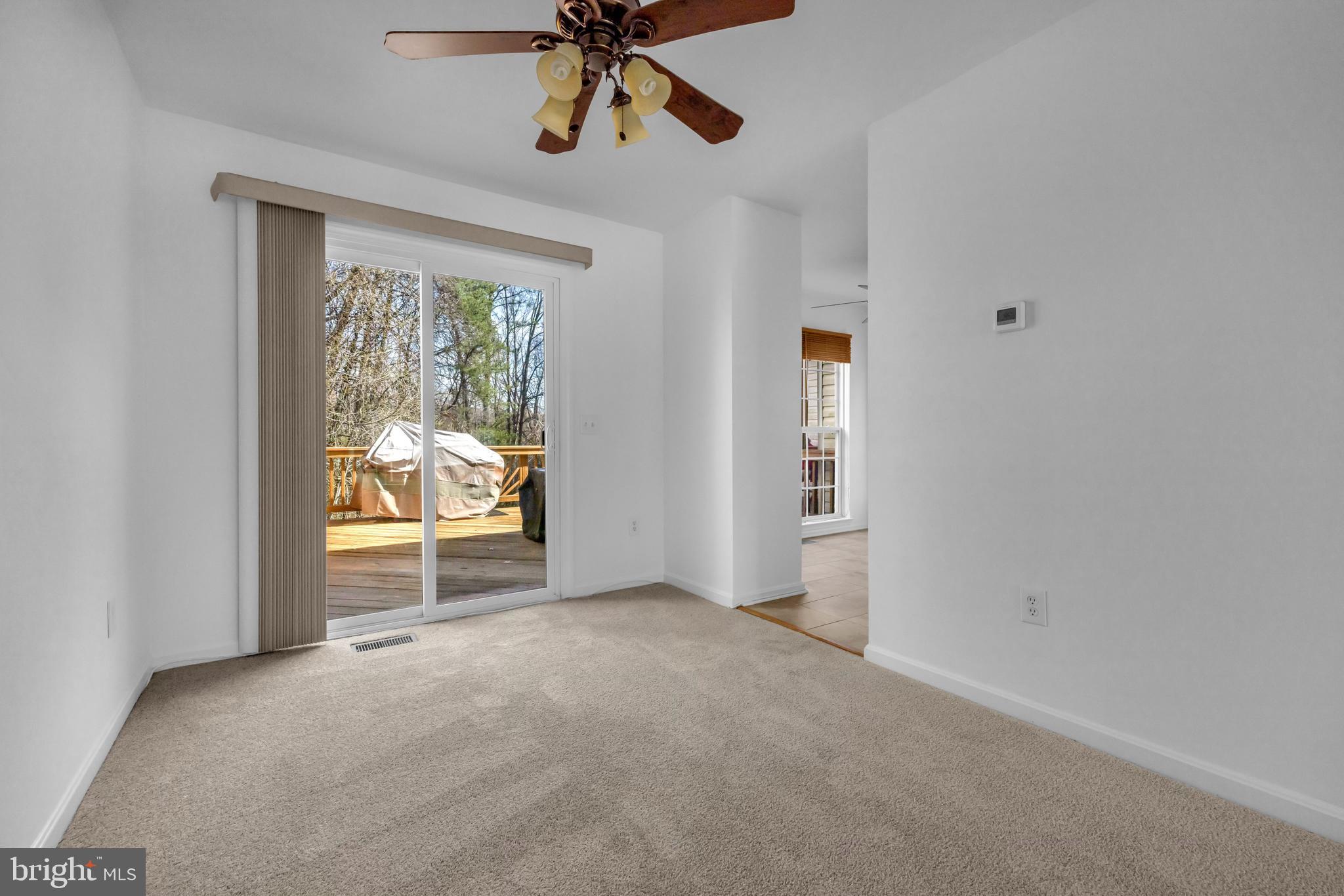 SEVEN OAKS - Residential