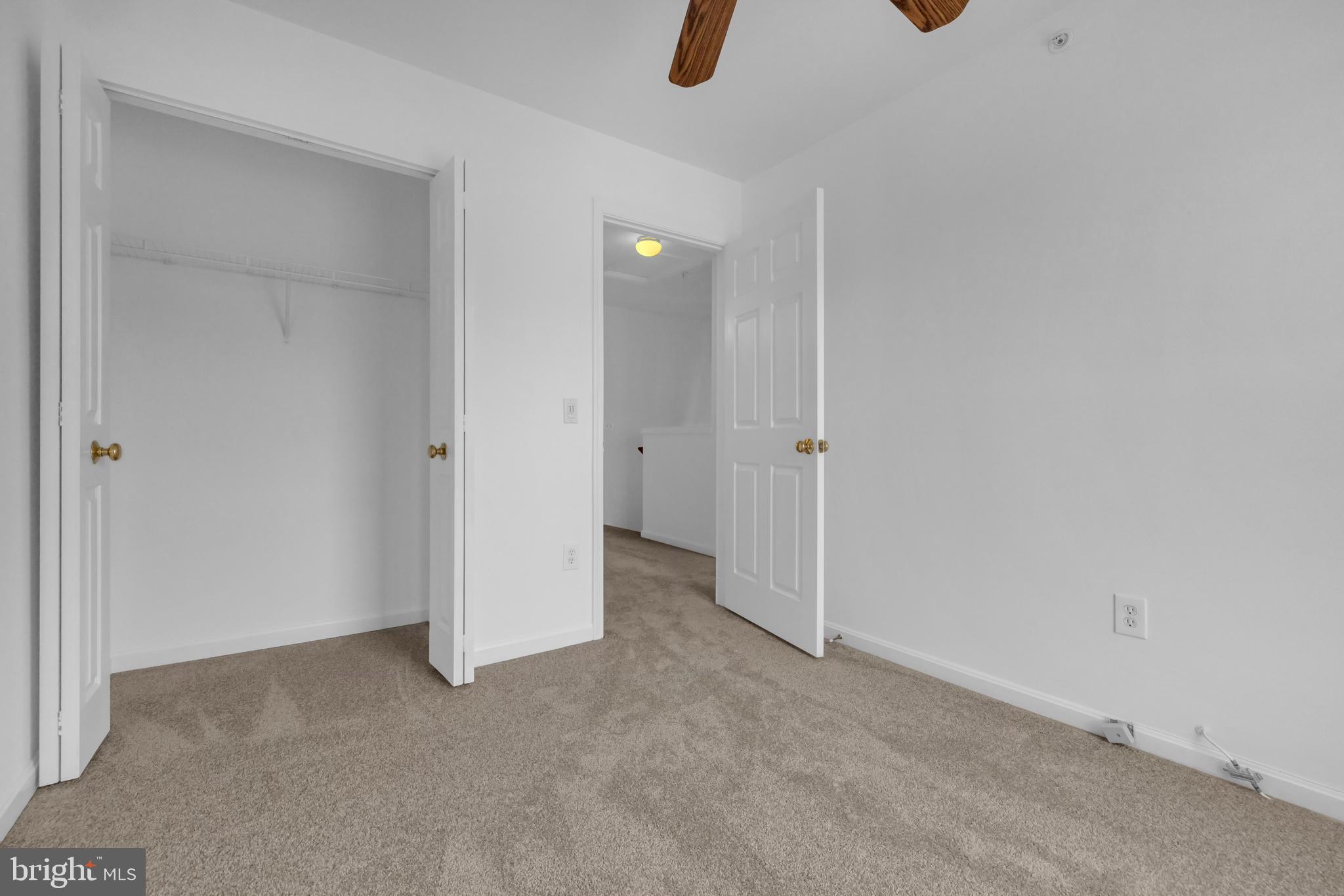 SEVEN OAKS - Residential