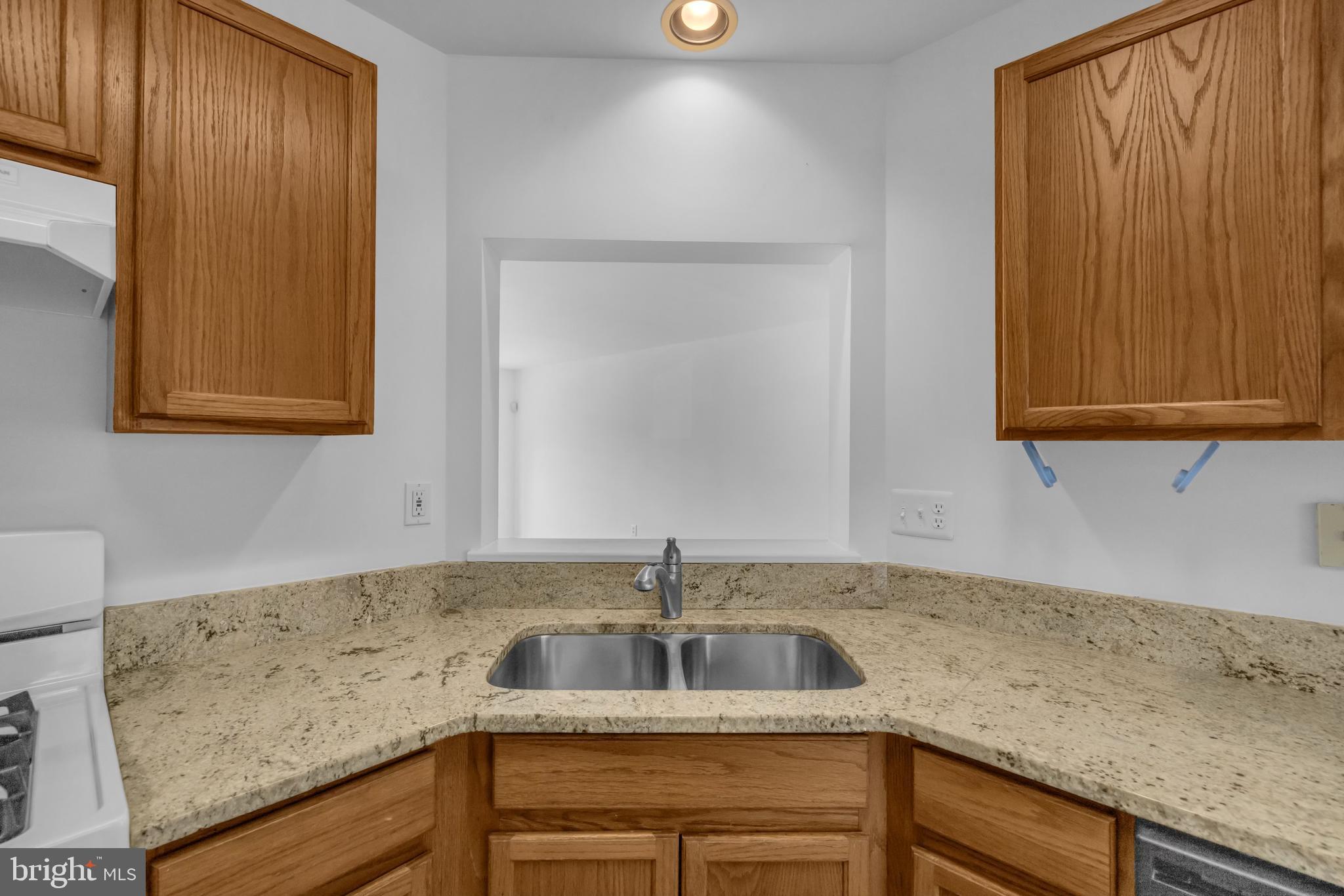 SEVEN OAKS - Residential