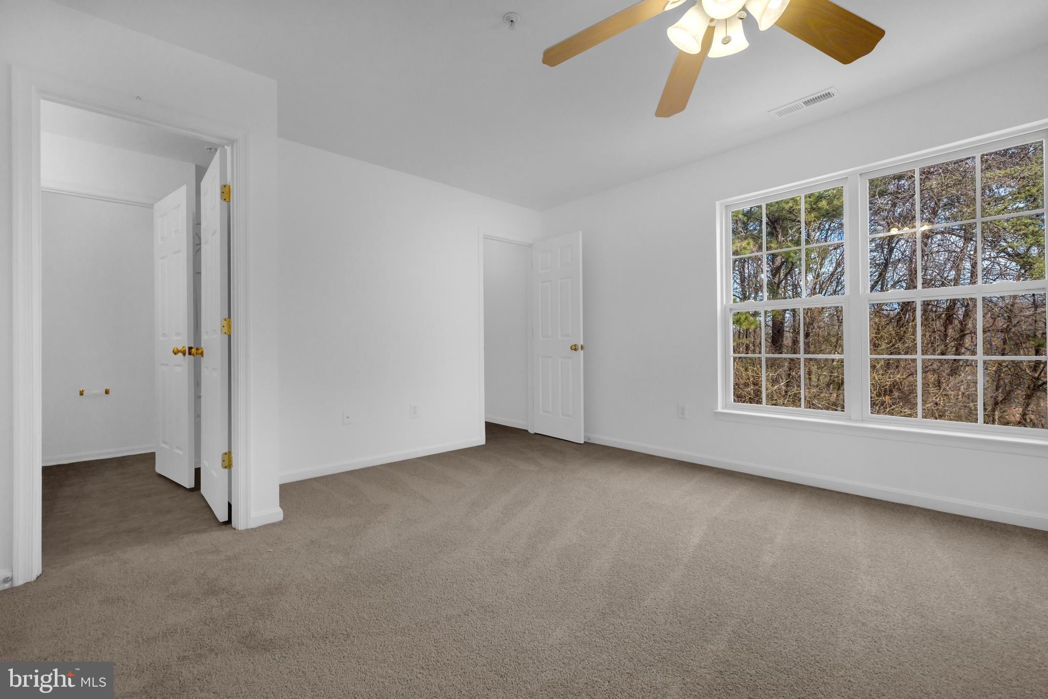 SEVEN OAKS - Residential