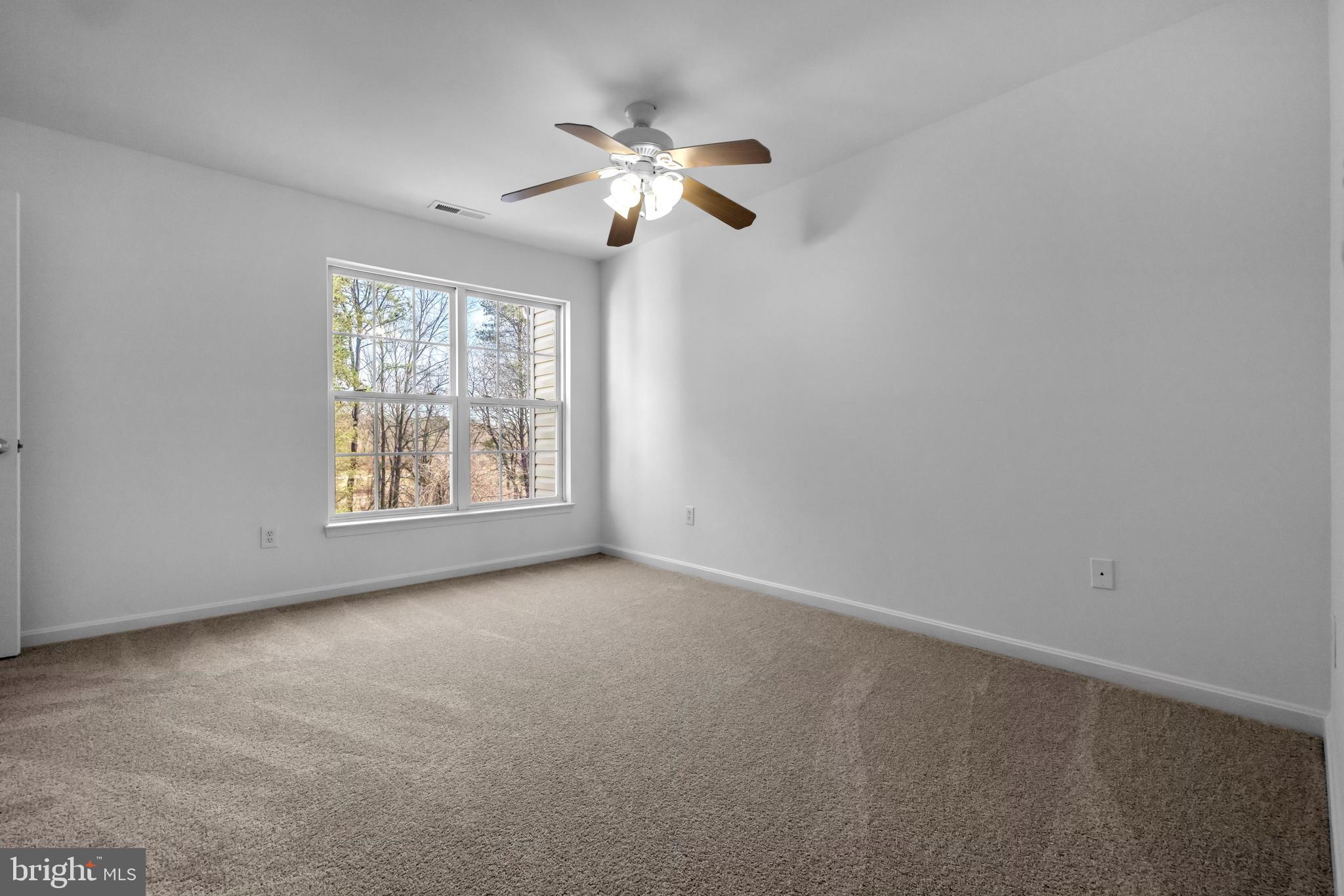 SEVEN OAKS - Residential