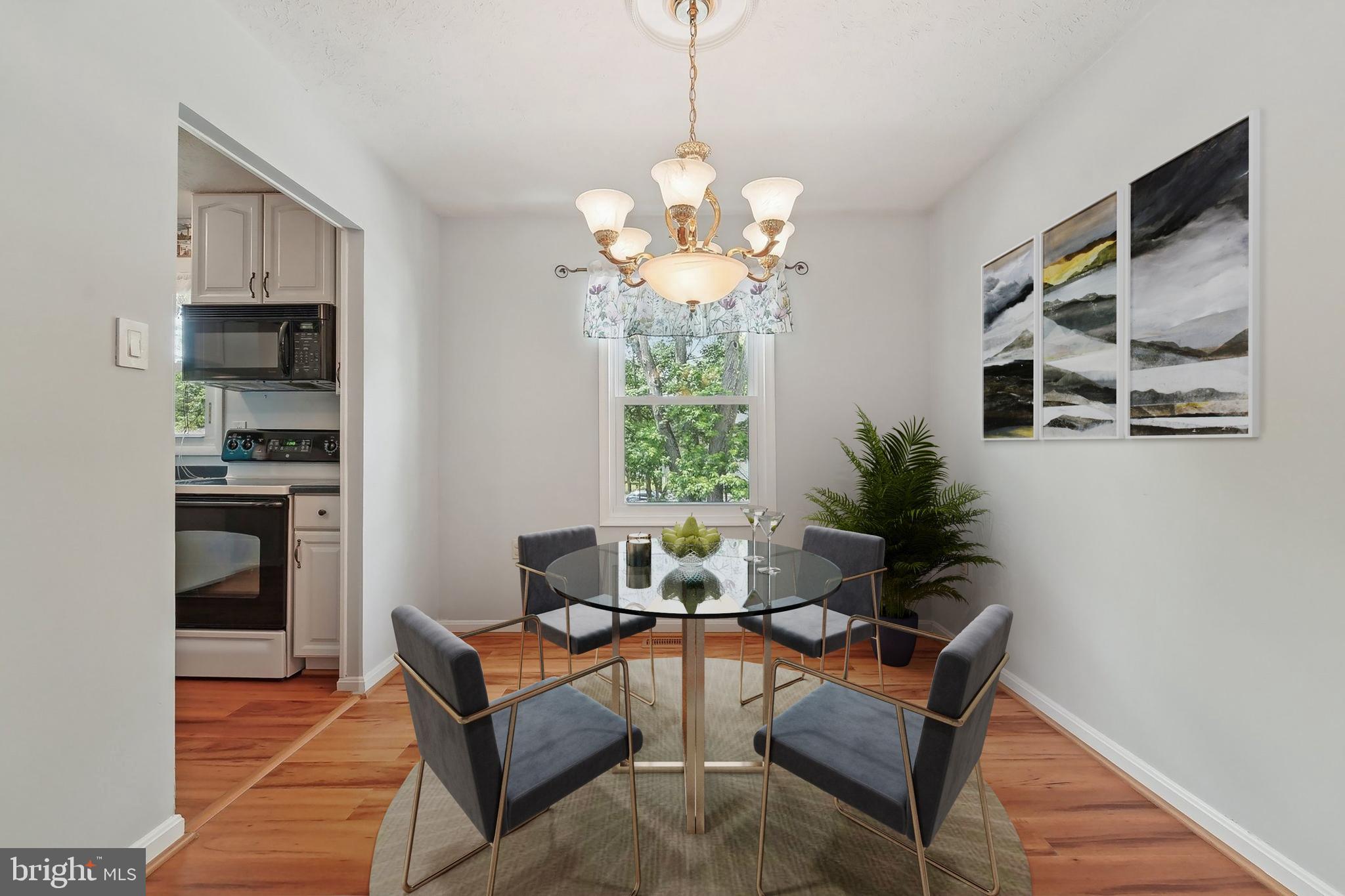 THE PROVINCES - Residential