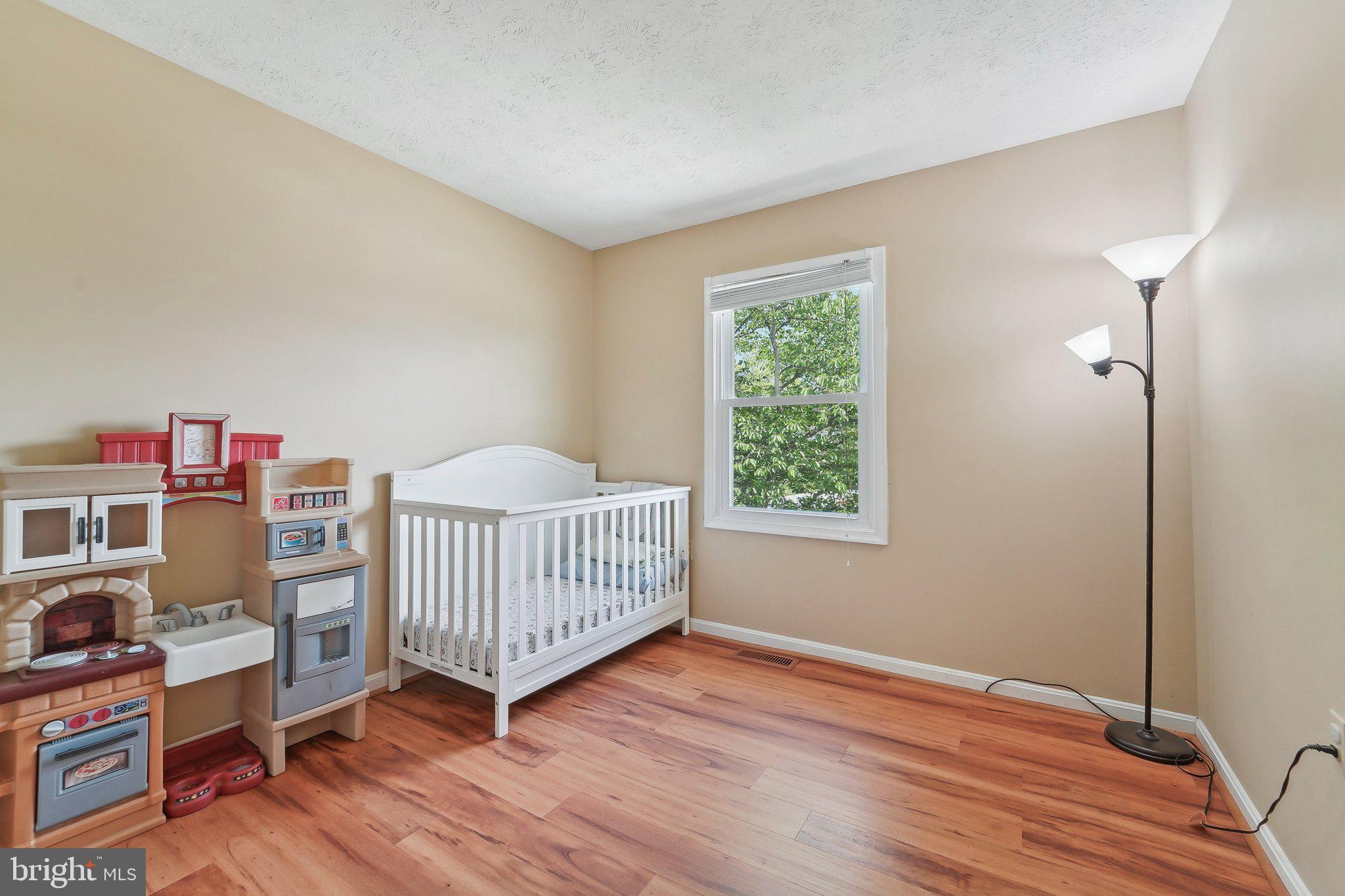 THE PROVINCES - Residential