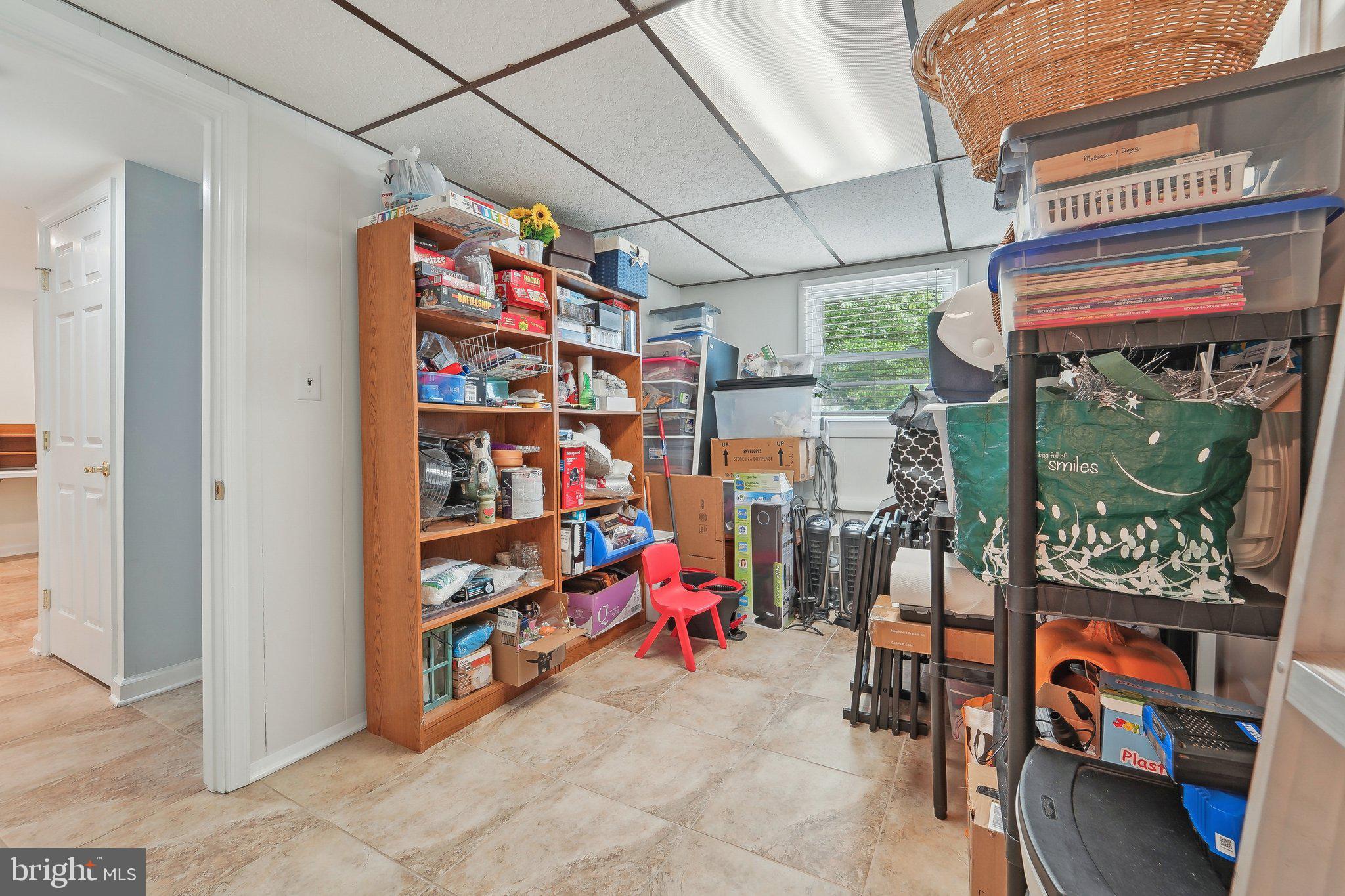 THE PROVINCES - Residential