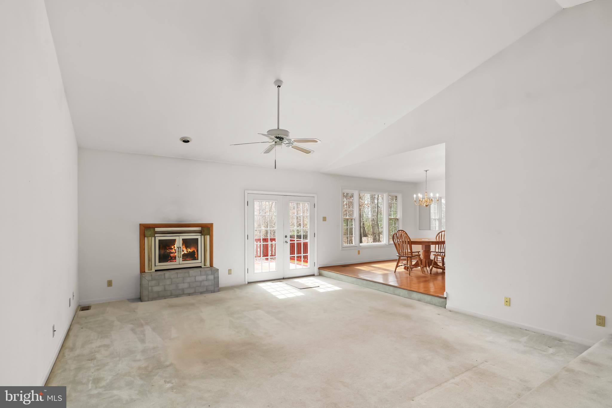 STONEWALL ESTATES - Residential