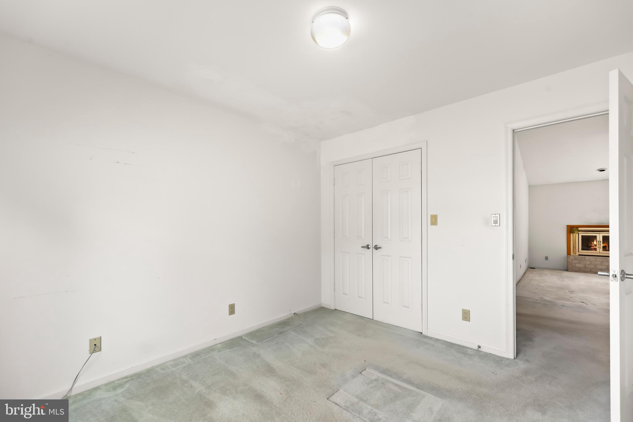 STONEWALL ESTATES - Residential