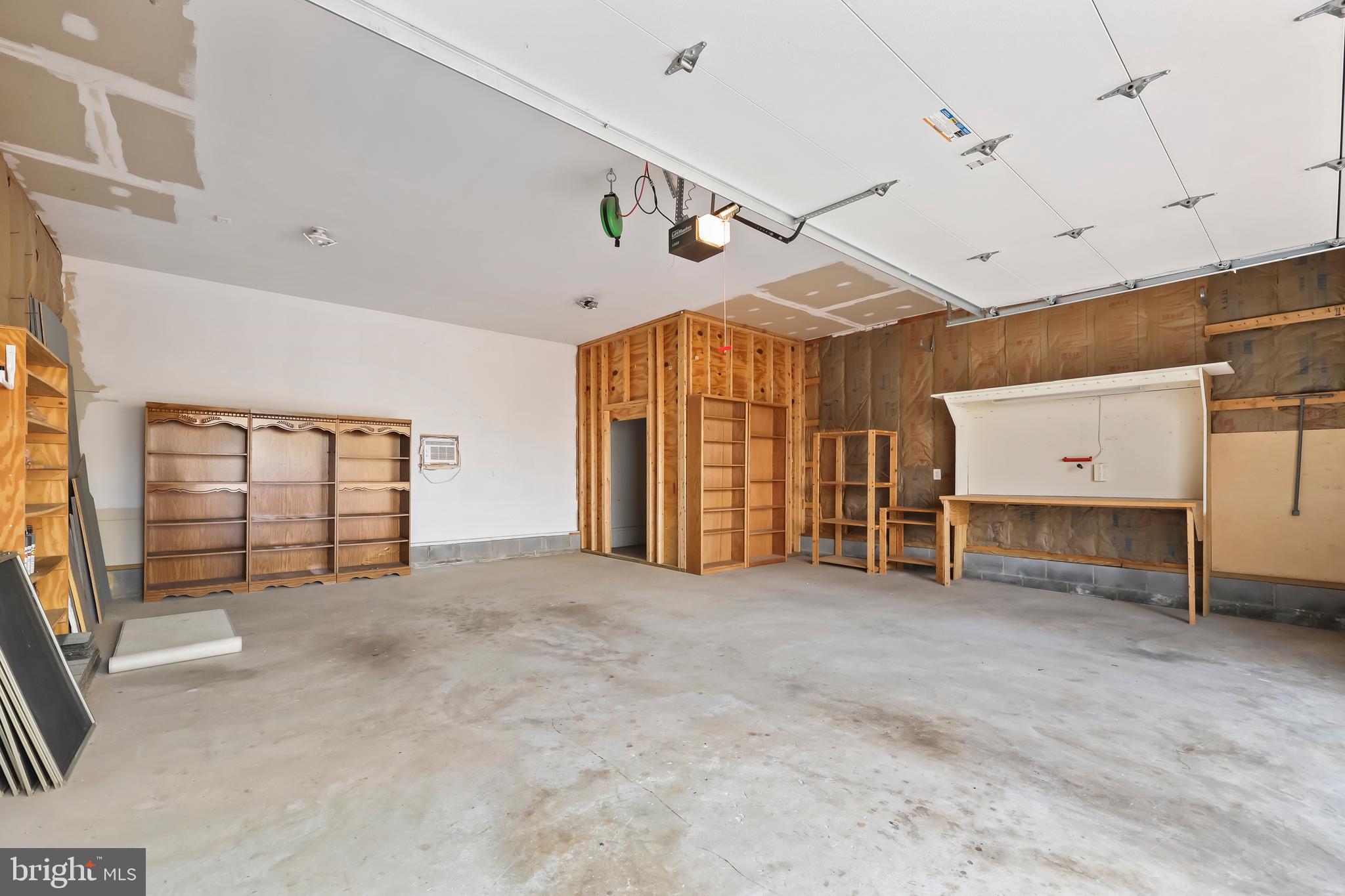 STONEWALL ESTATES - Residential