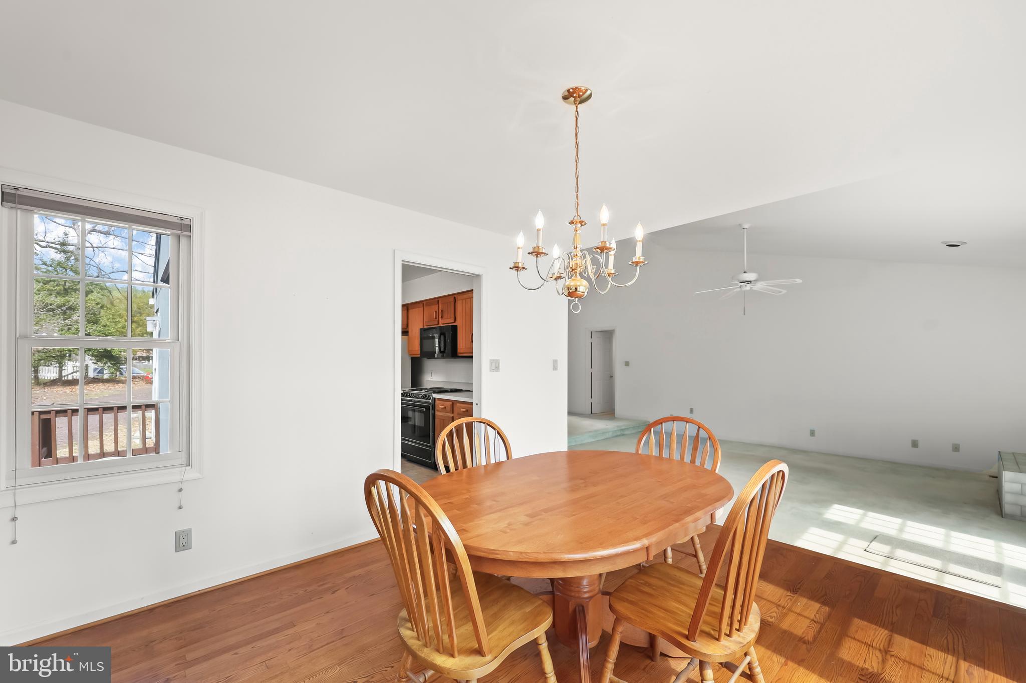 STONEWALL ESTATES - Residential