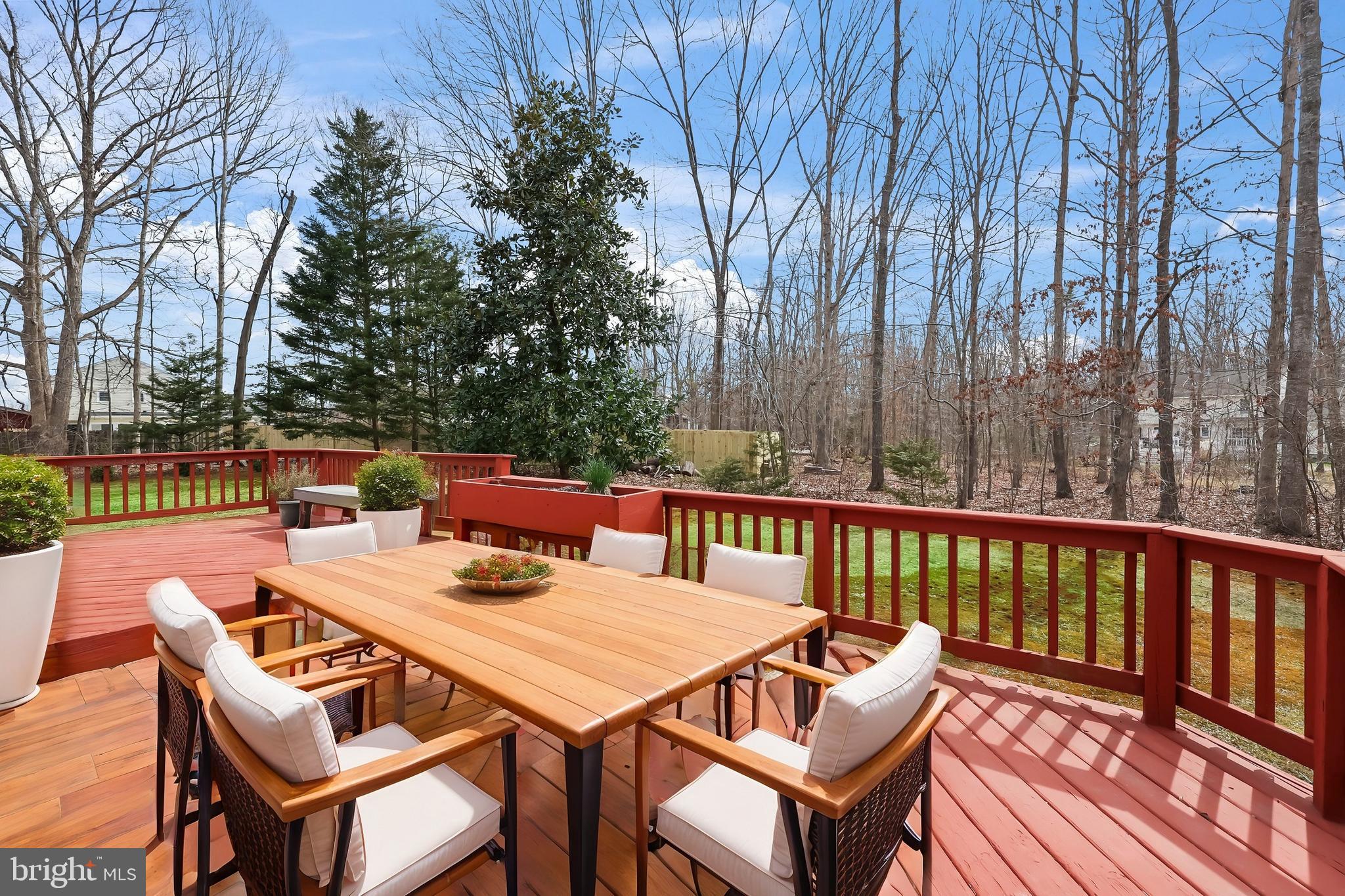 STONEWALL ESTATES - Residential