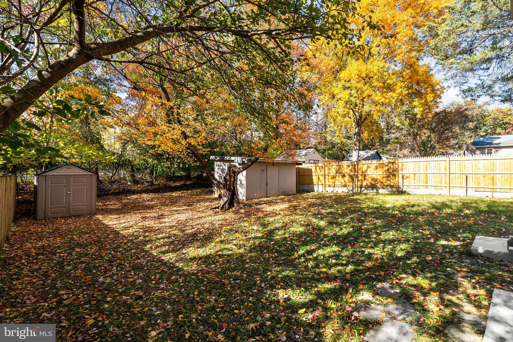 CAROLE HIGHLANDS - Residential