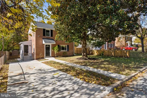 7606 15th Avenue, Takoma Park, MD MLS: MDPG2164876