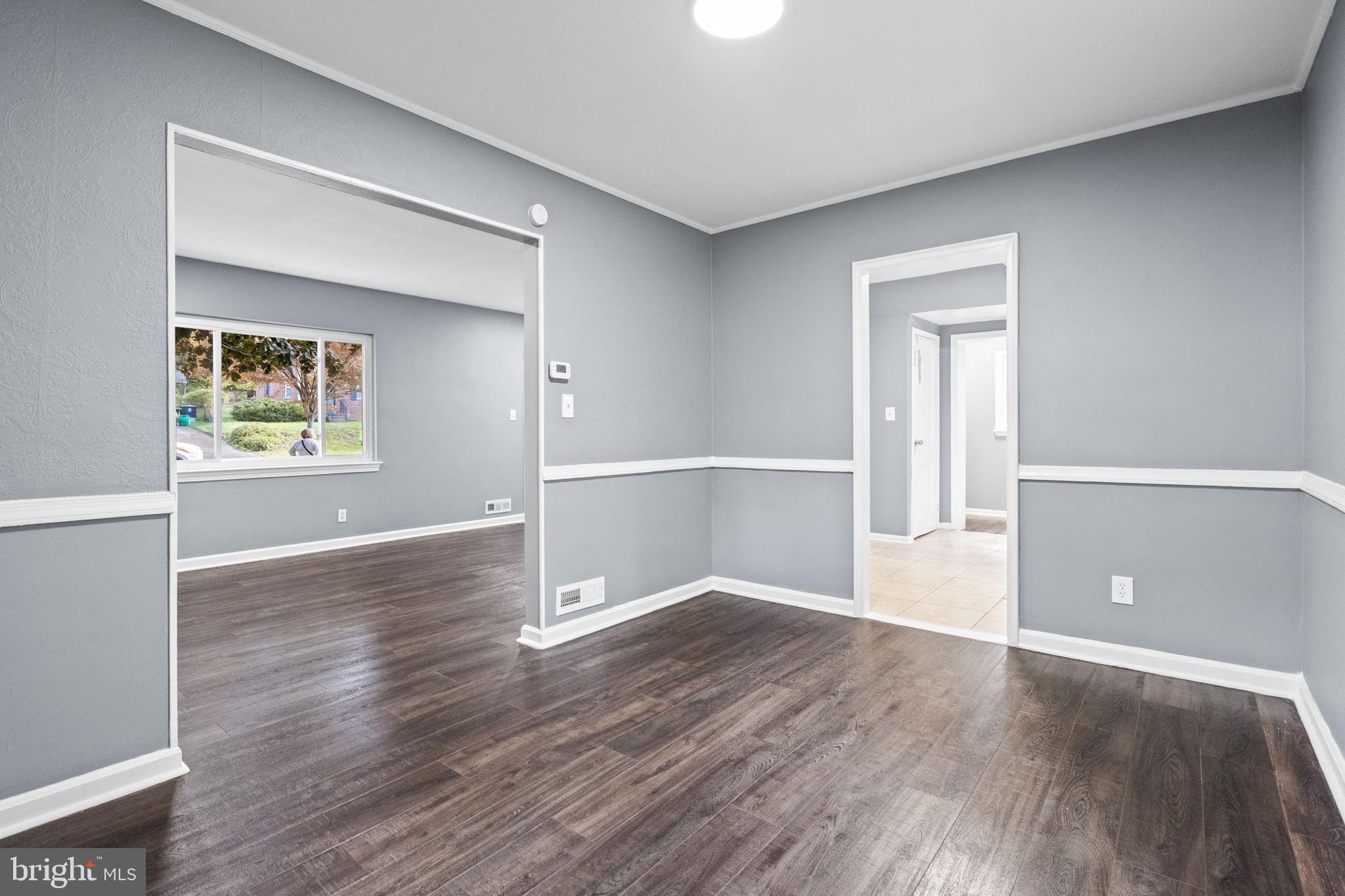 CAROLE HIGHLANDS - Residential