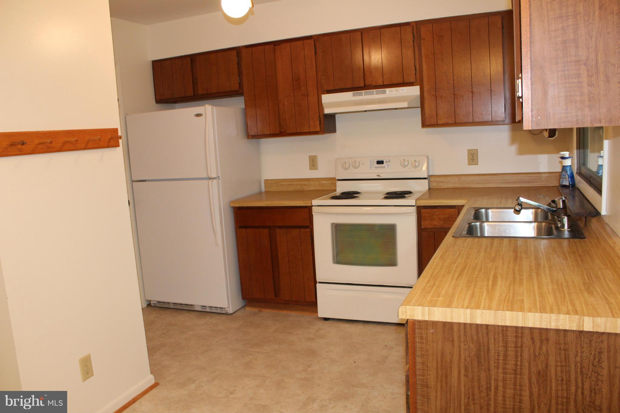 WESLEY ESTATES - Residential Lease