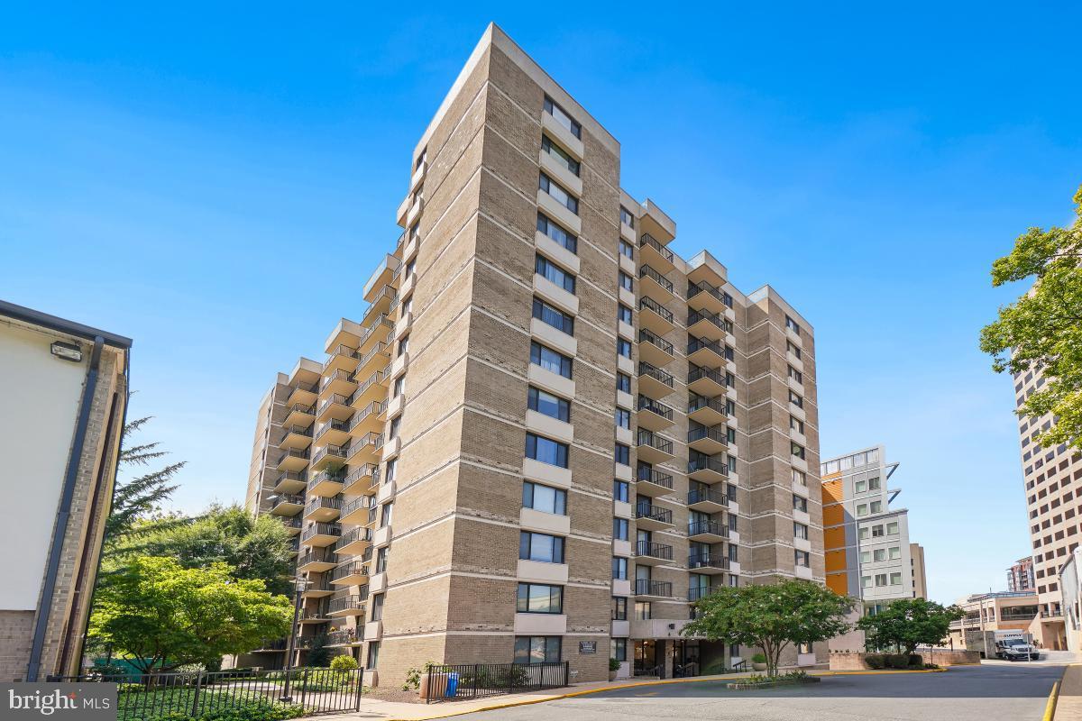 Enjoy the spacious 2 BR 2BA condo conveniently located in Downtown Rockville across from Rockville Metro Center & 1 block from Rockville Town Center. ALL UTILTIES INCLUDED. Totally renovated kitchen w/ granite countertops and SS Appliances. Large master bedroom w/ private bath. Light & bright throughout. Covered balcony w/ great views. Amenities & Features: Garage Parking Included , All Utilities Covered (except cable) ,24-Hour Concierge & Security , Renovated Fitness Center & Outdoor Pool , Additional Storage Space in Garage This condo offers the perfect blend of convenience, style, and comfort . BUIDLING & GARAGE PARKING INCLUDED!