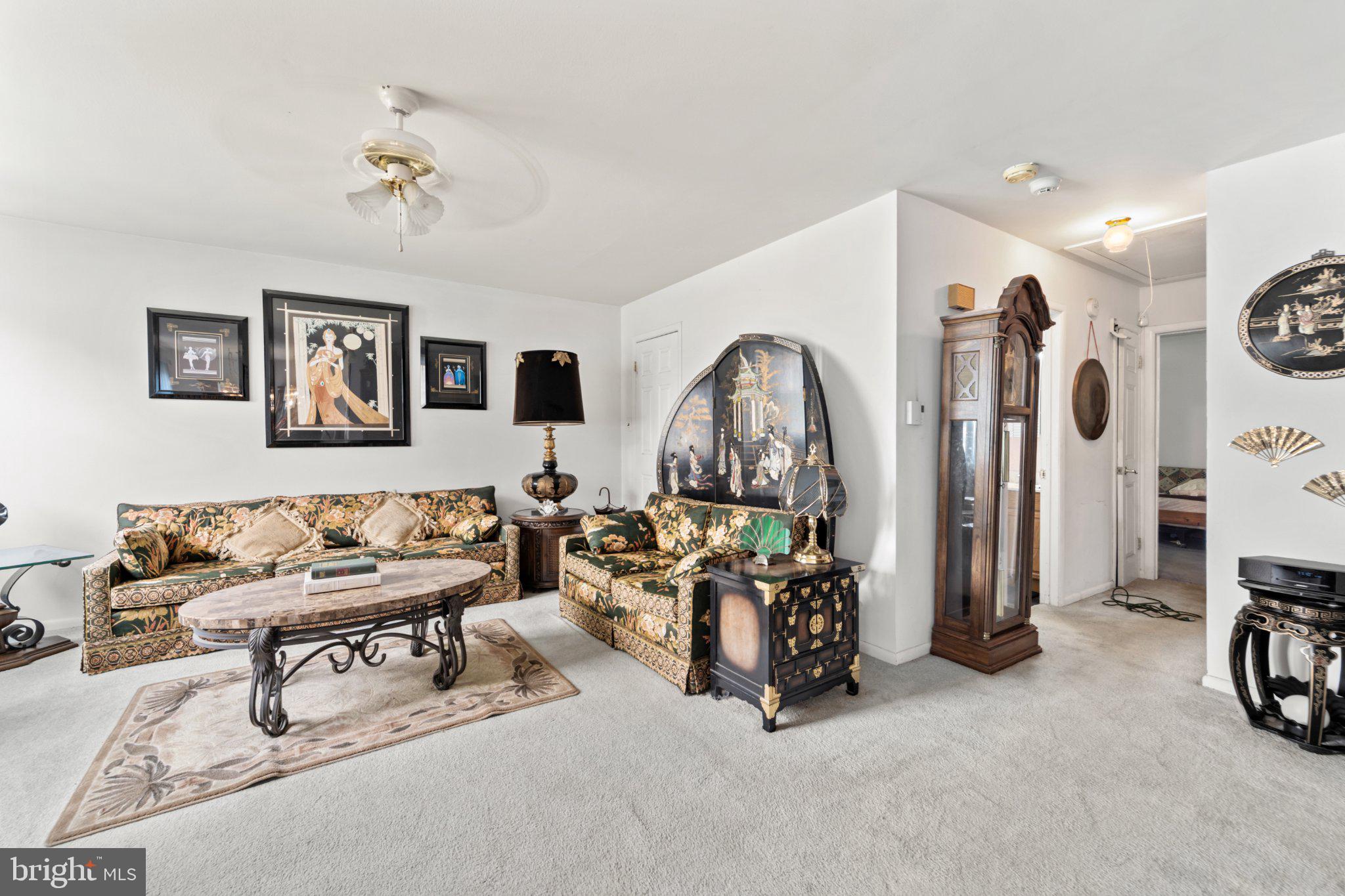 160 ELMTOWNE BOULEVARD