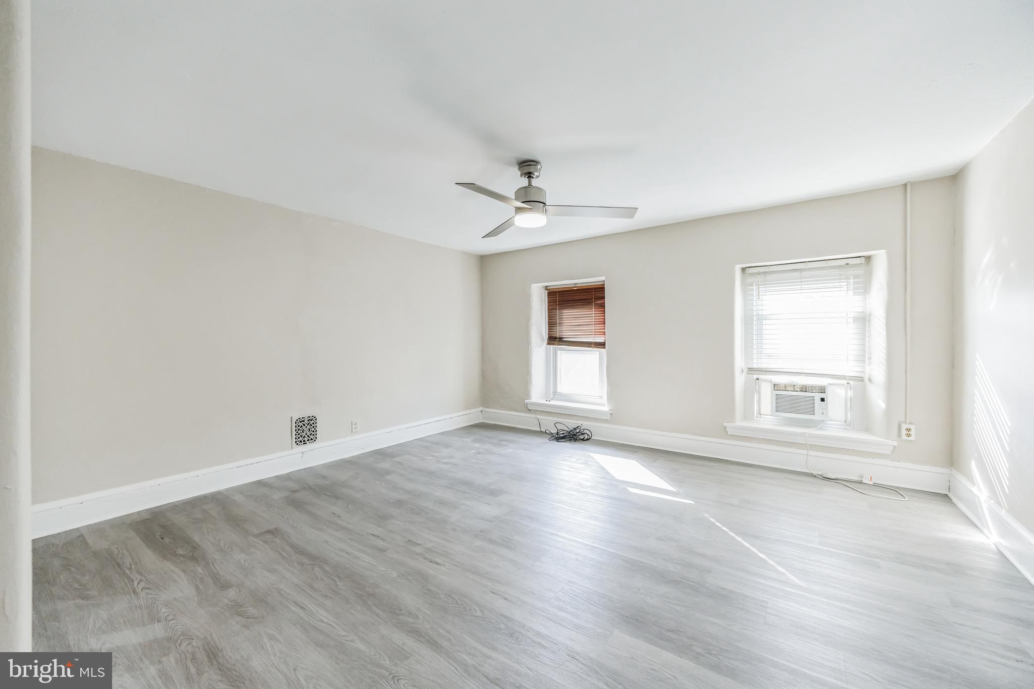 MANAYUNK - Residential Lease