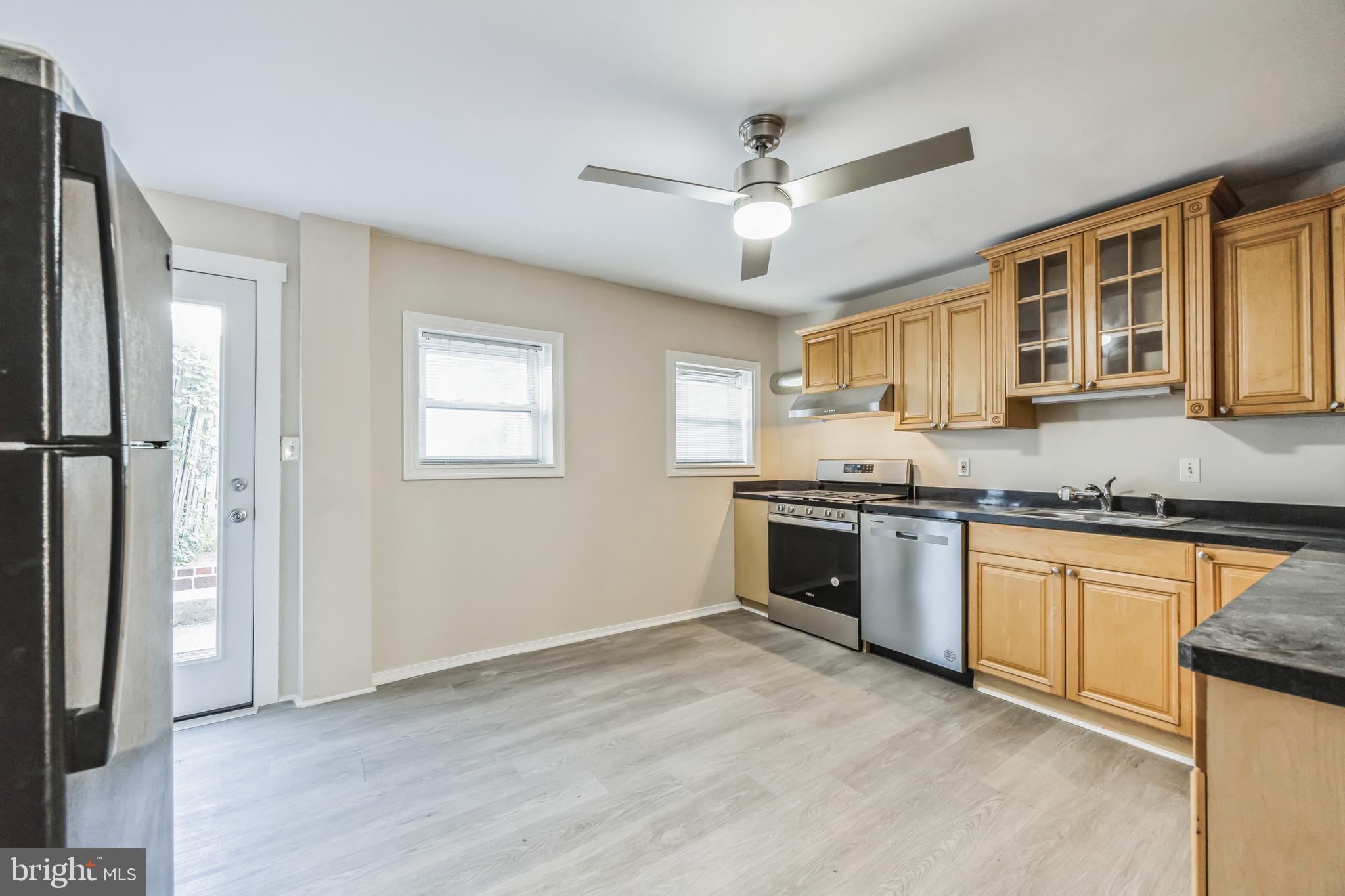 MANAYUNK - Residential Lease