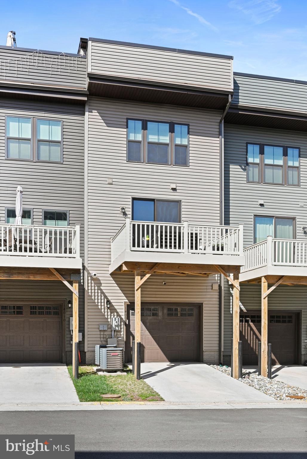 FOSTER'S GLEN - Residential