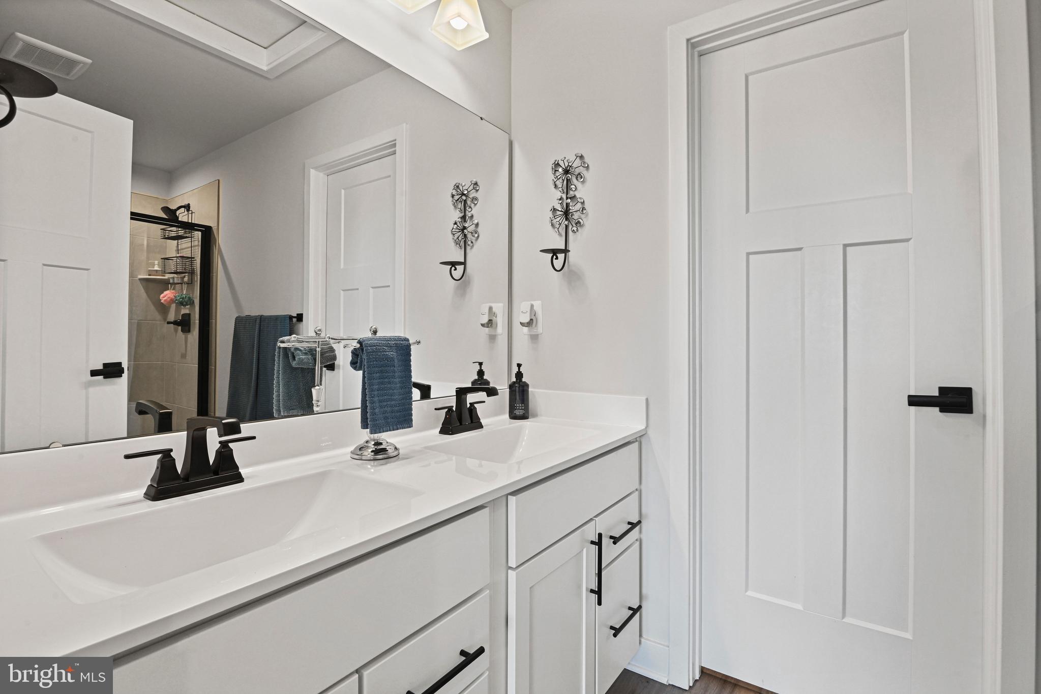 FOSTER'S GLEN - Residential