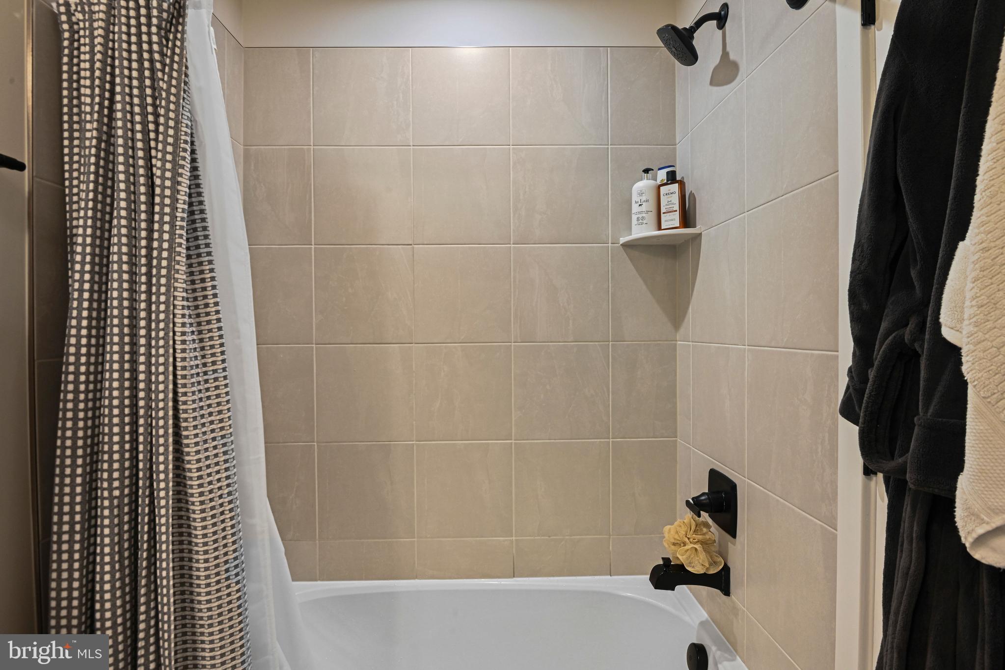 FOSTER'S GLEN - Residential