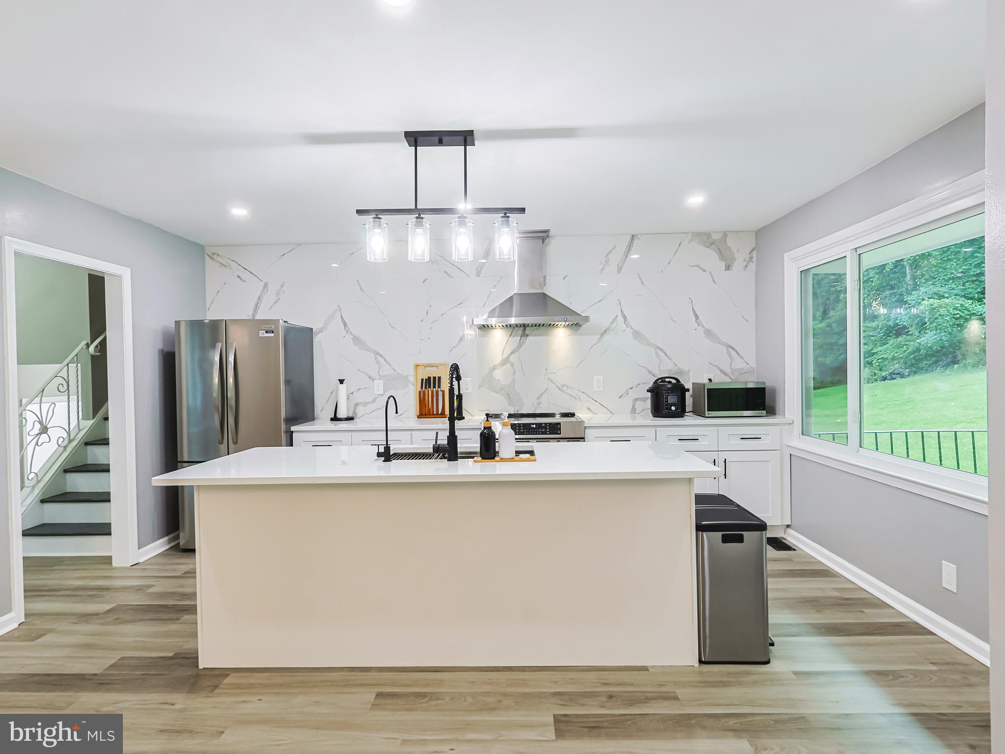 MEADOWBROOK - Residential