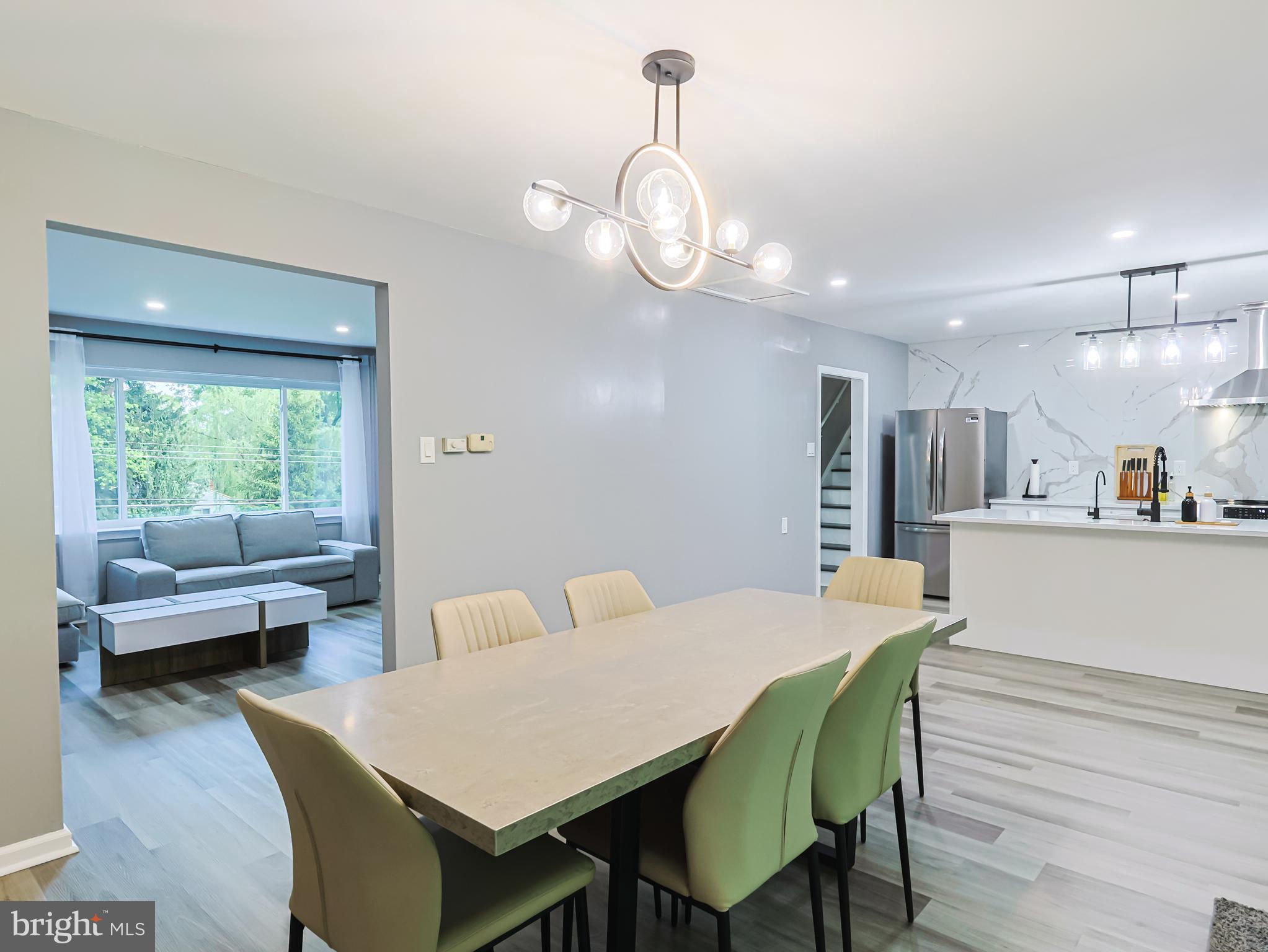 MEADOWBROOK - Residential