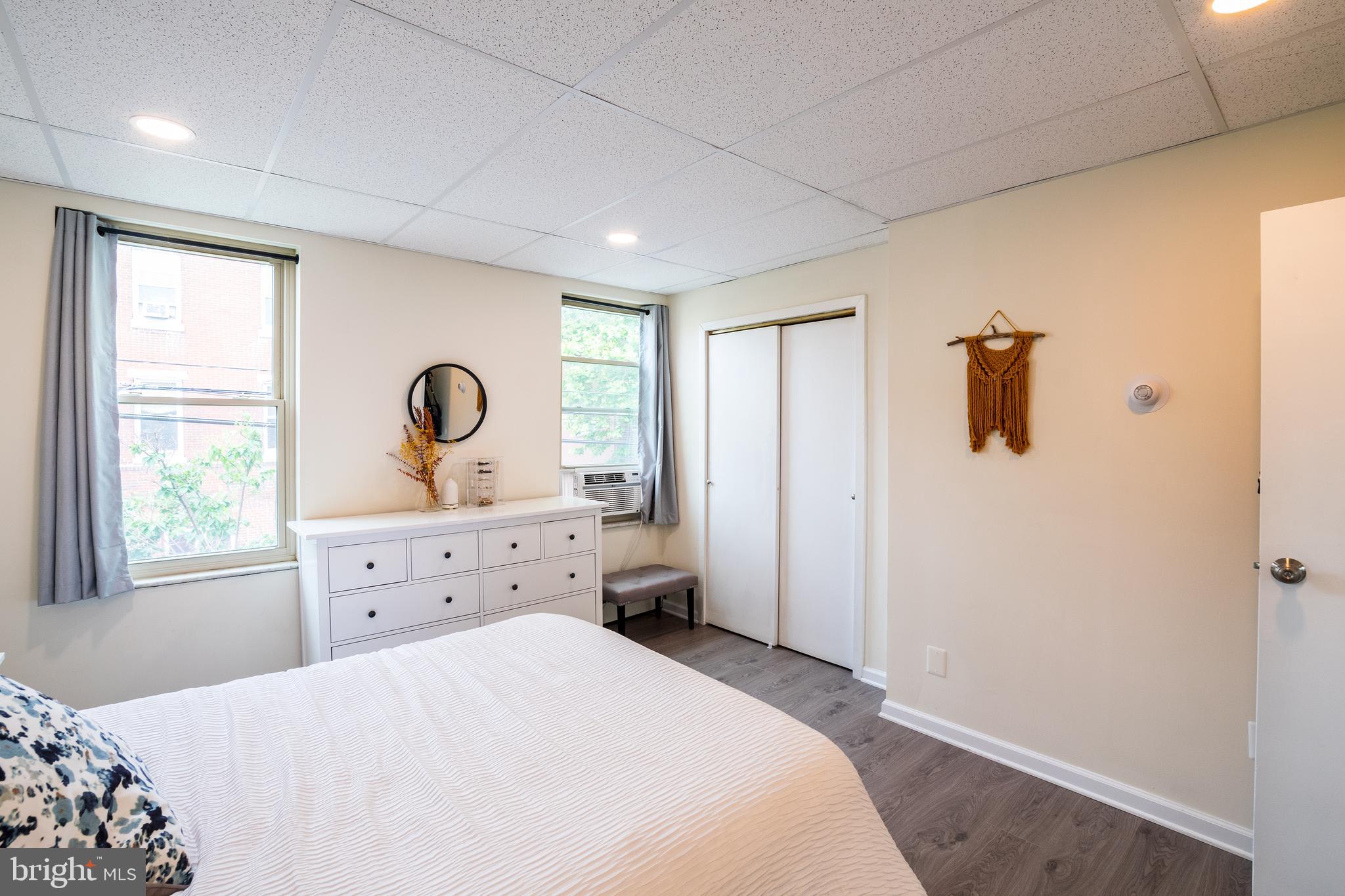 EAST PASSYUNK CROSSING - Residential Lease